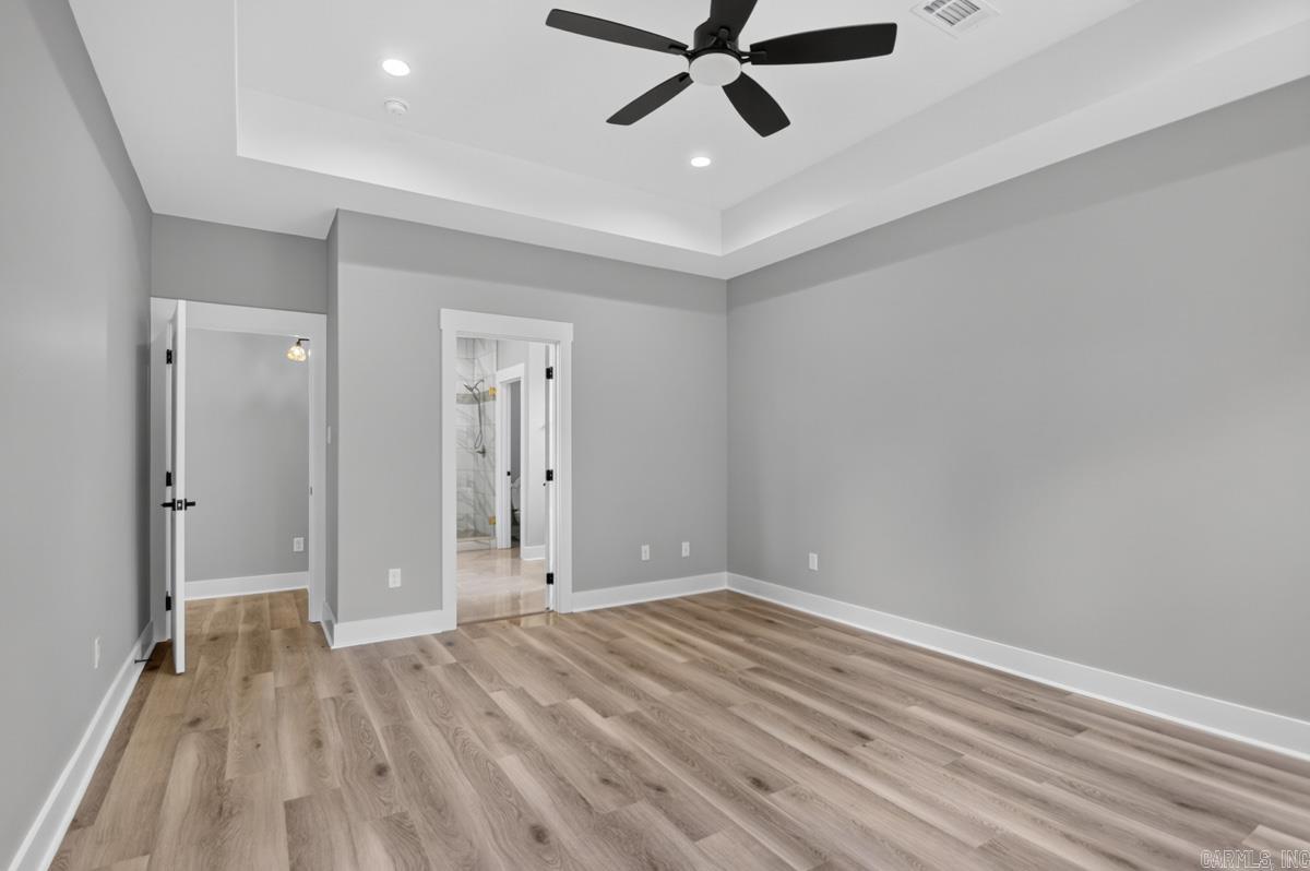 CREEKSIDE - Residential