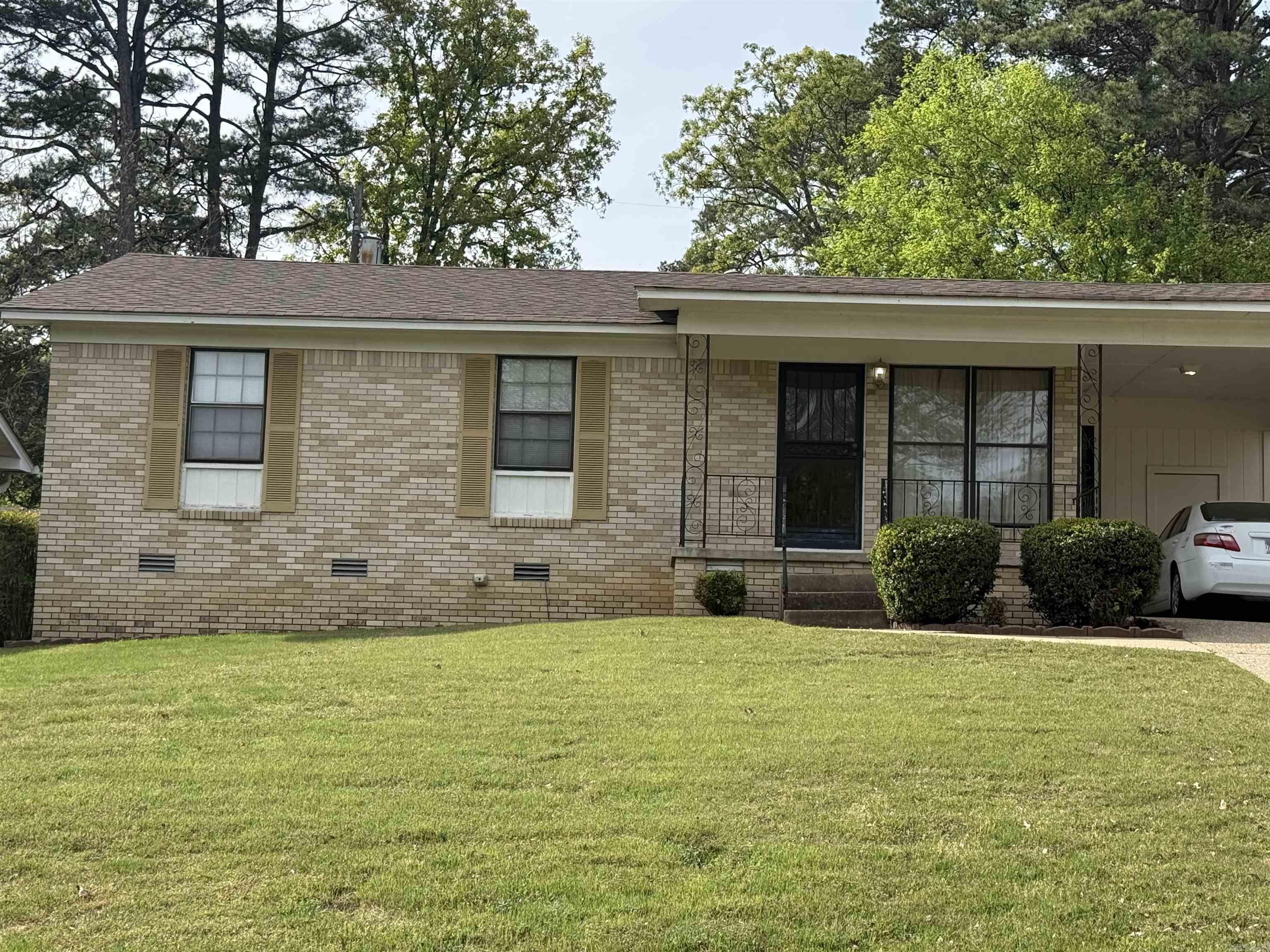 Experience this charming 3 bedroom 1.5 bath home in a well established neighborhood. This well maintained home offers the perfect blend of character and modern reliability.  Relax in the living space, check out the view from the large kitchen / dining area. Enjoy the spacious backyard with family or with friends and coworkers. This home is a stones throw from Baptist Health and easy access to interstates and main roadways.  Your low maintenance and high comfort lifestyle can start here. A rare find at this price point-schedule your personal appointment today!  See agent remarks