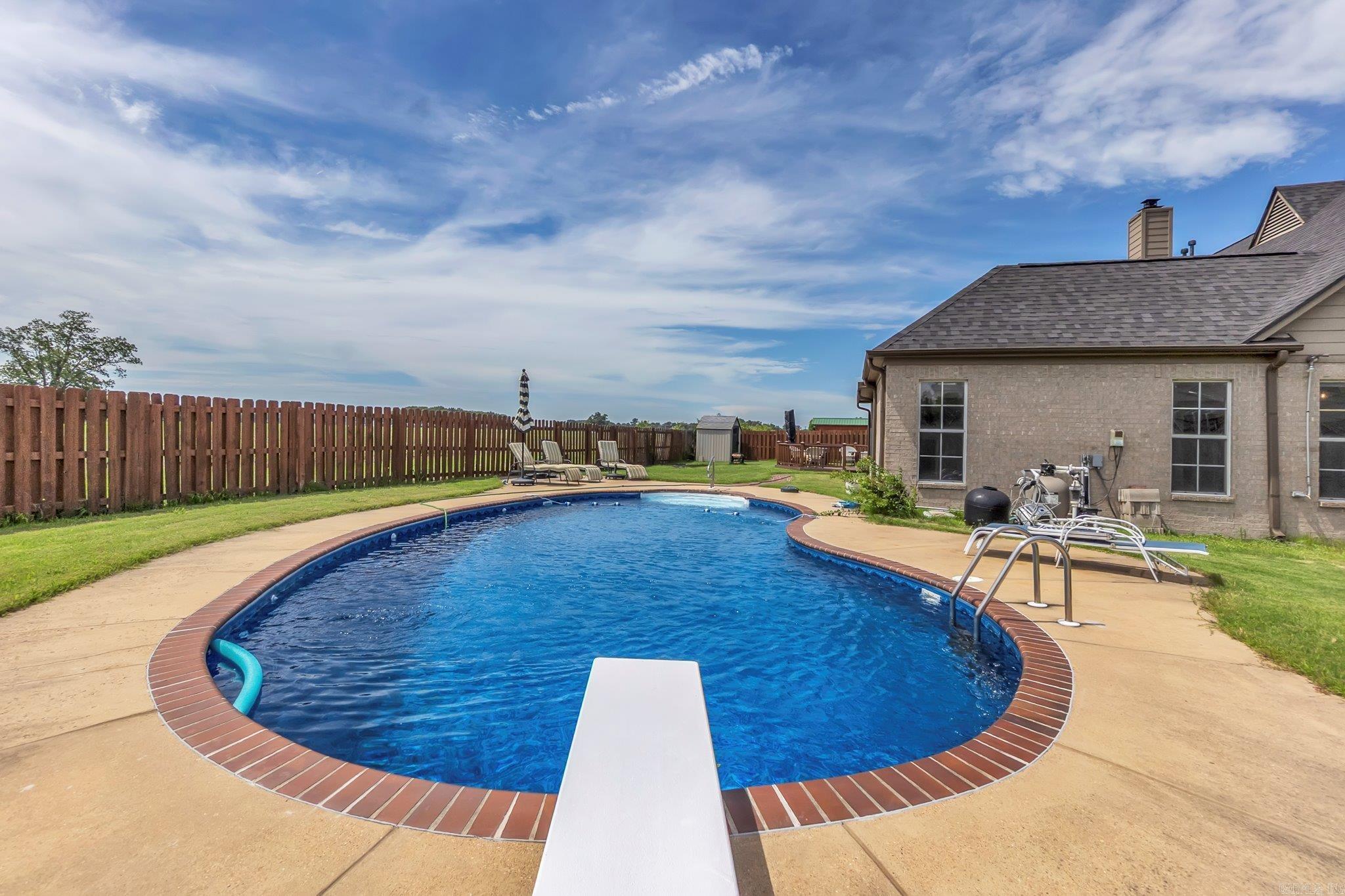 ST JOHN'S LANDING - Residential