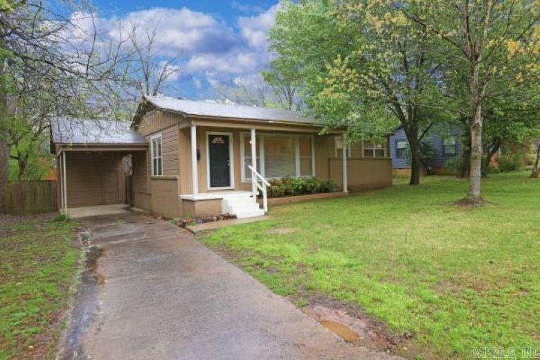 Queens Manor - Residential Lease