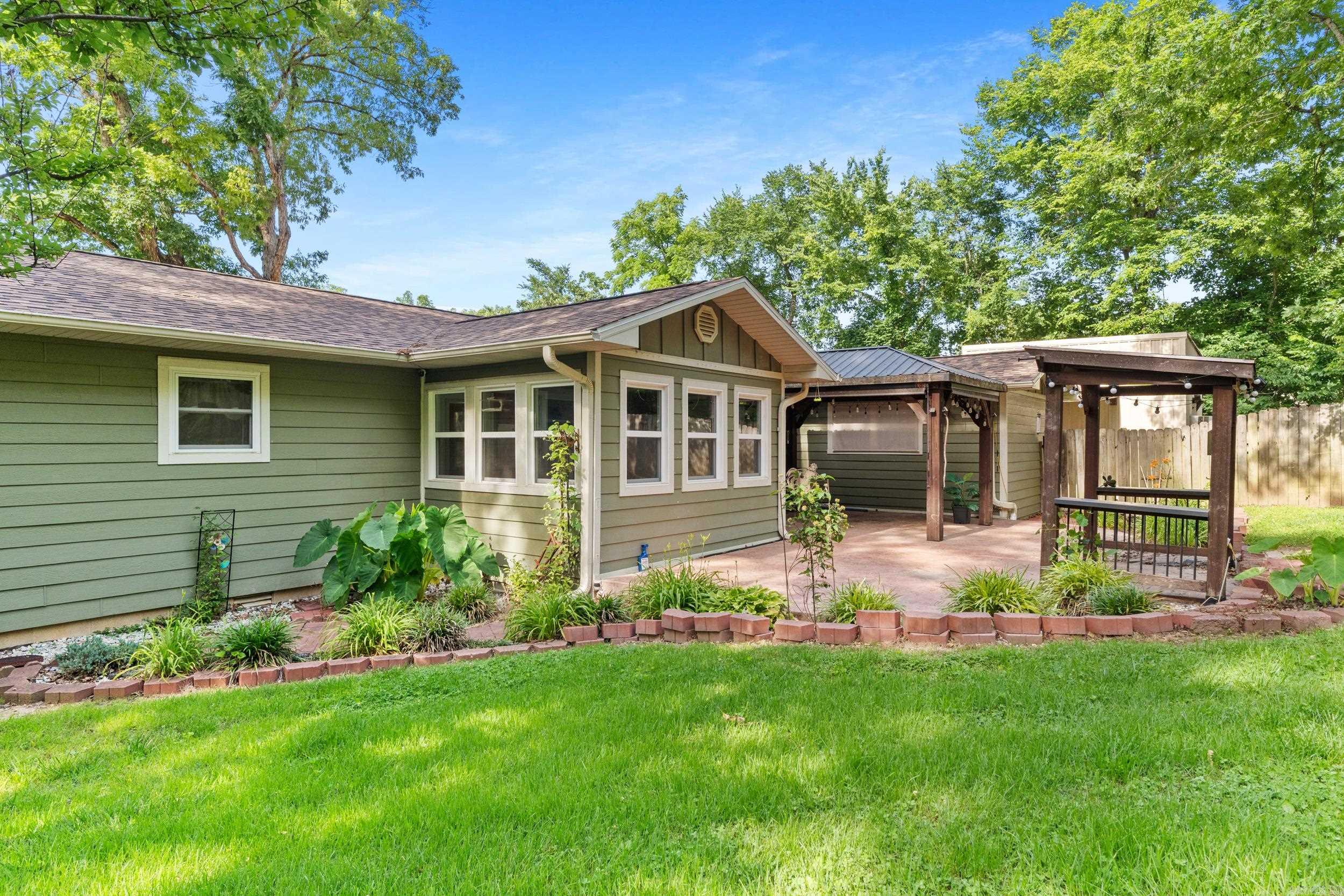 HERITAGE EST - Residential