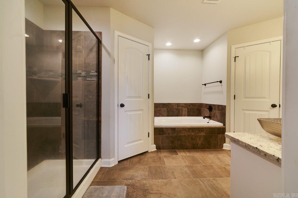 BOBWHITE - Residential
