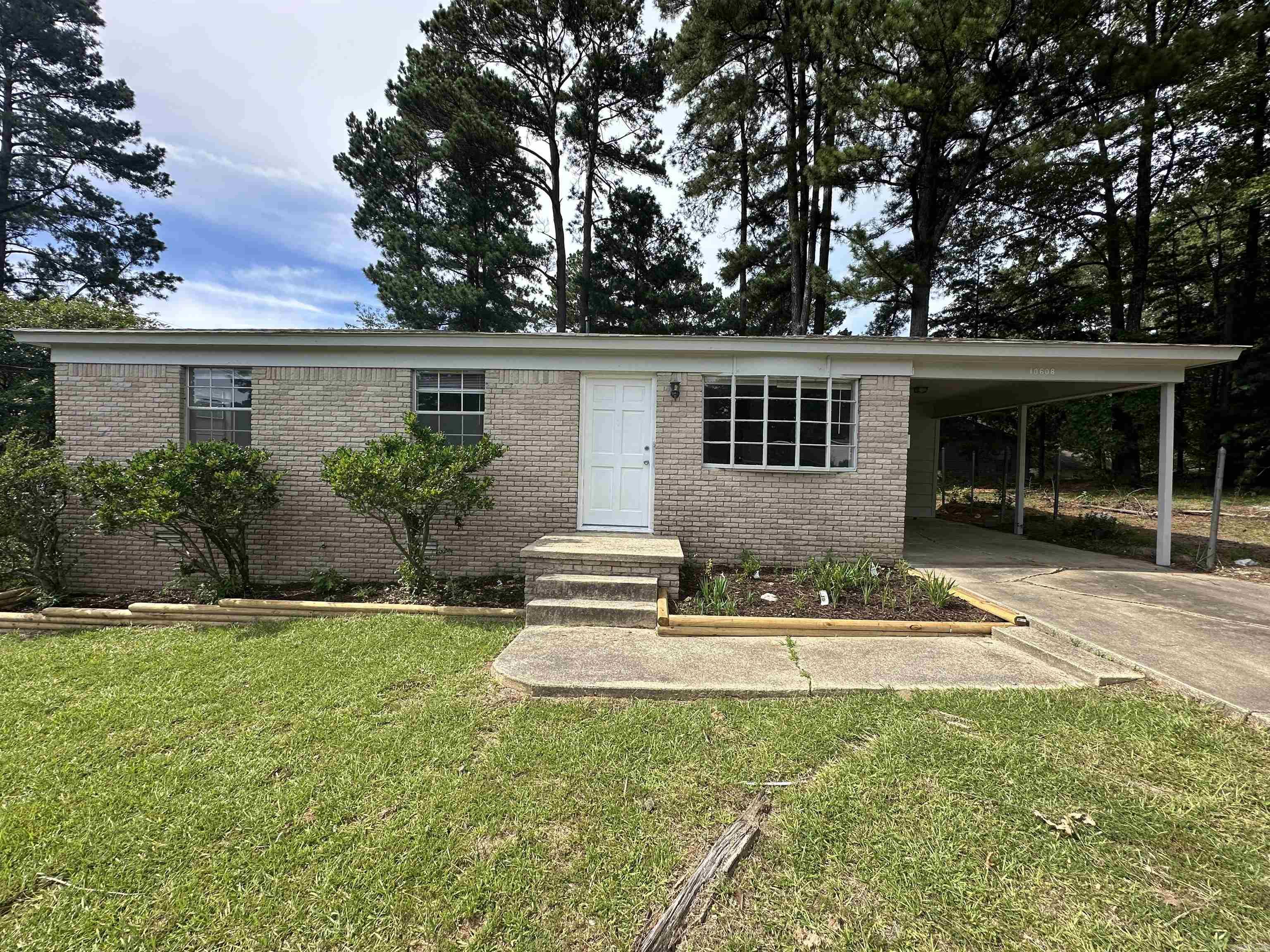Shannon Hills - Residential Lease