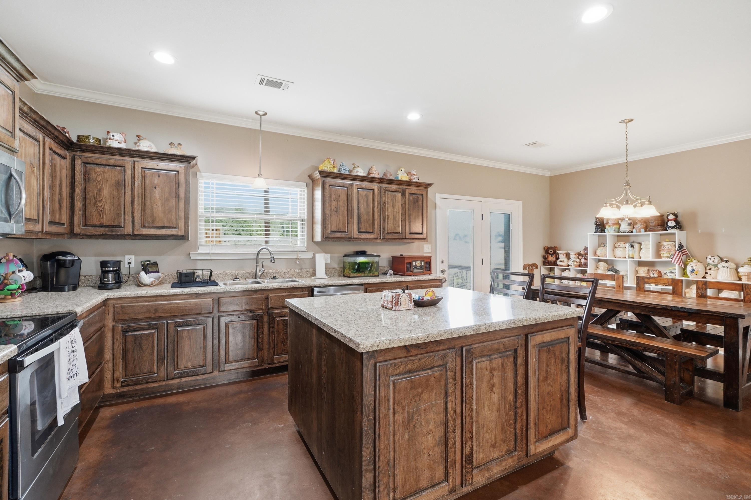 BELLWOOD ESTATES - Residential