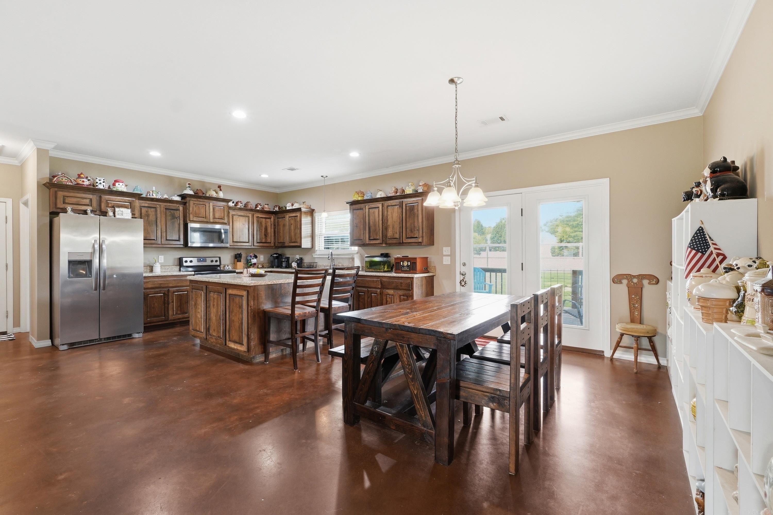 BELLWOOD ESTATES - Residential