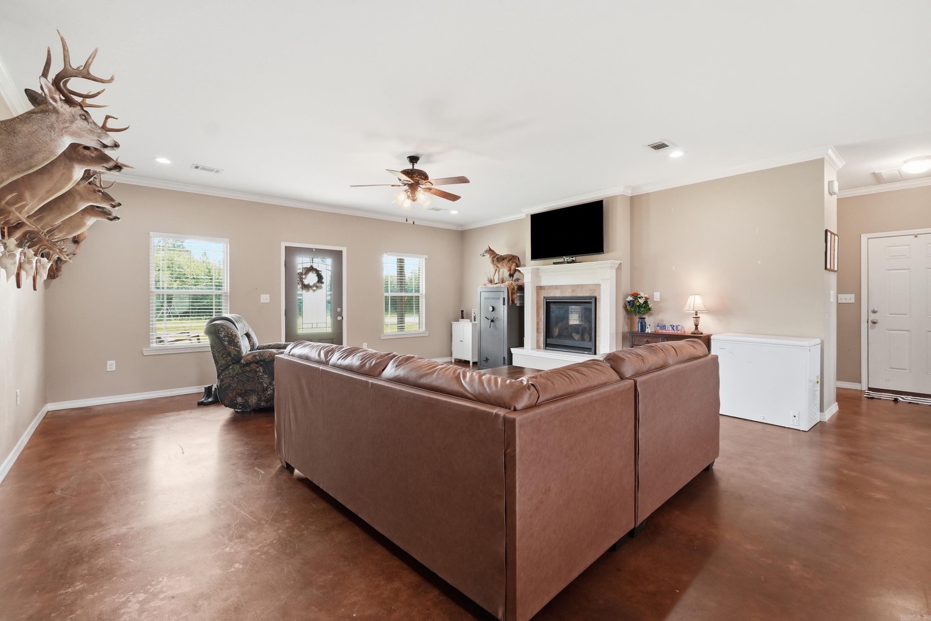 BELLWOOD ESTATES - Residential