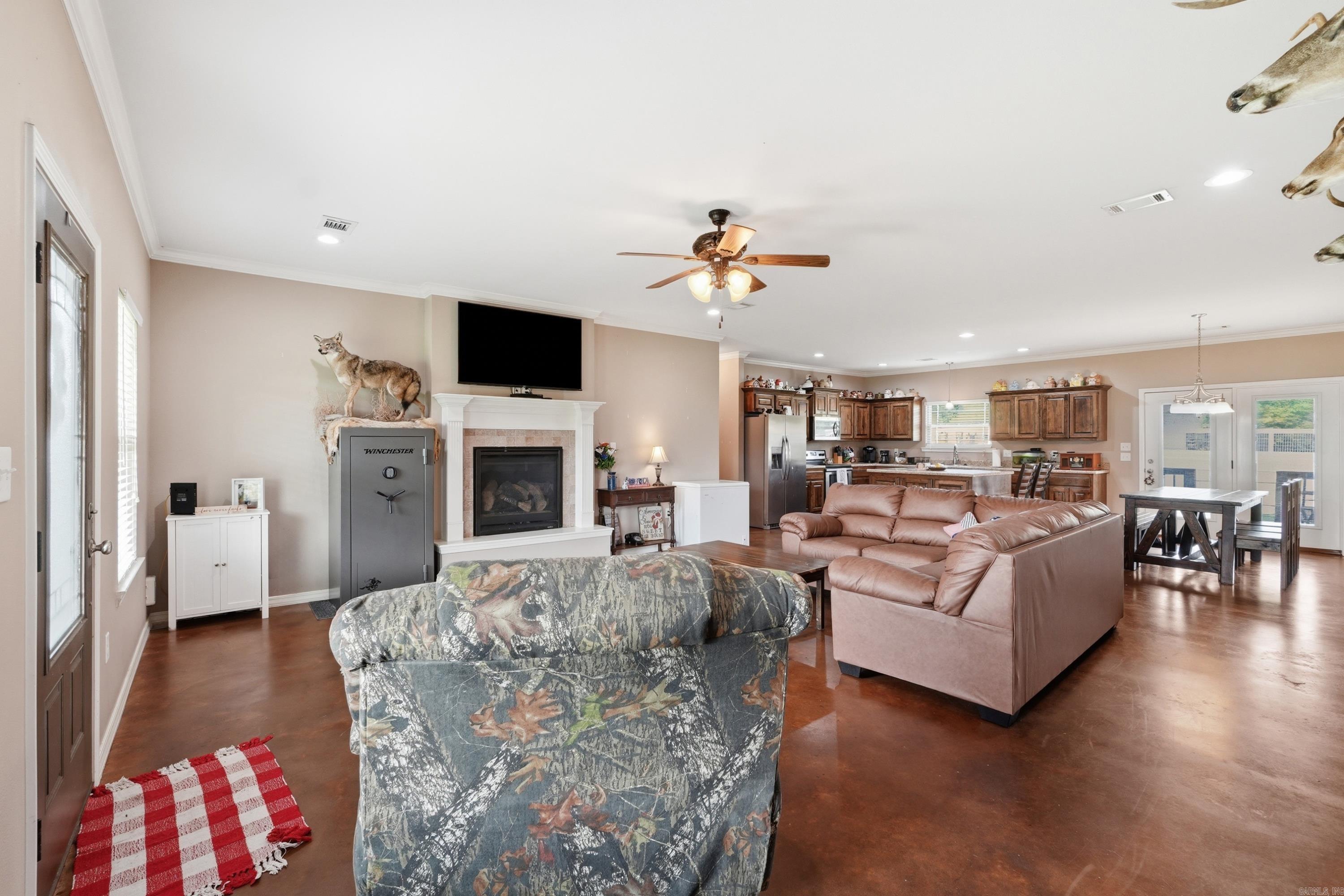 BELLWOOD ESTATES - Residential