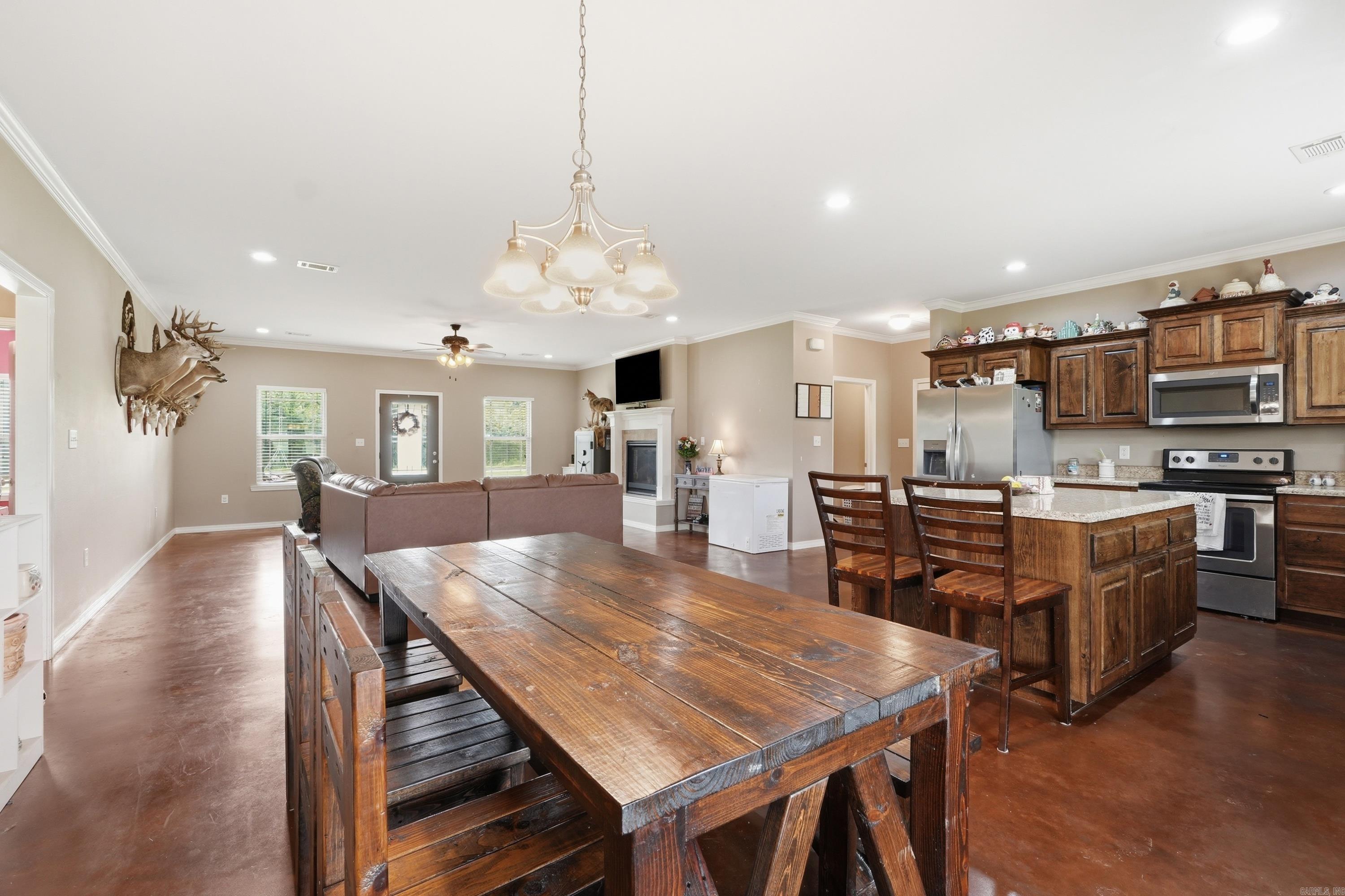 BELLWOOD ESTATES - Residential