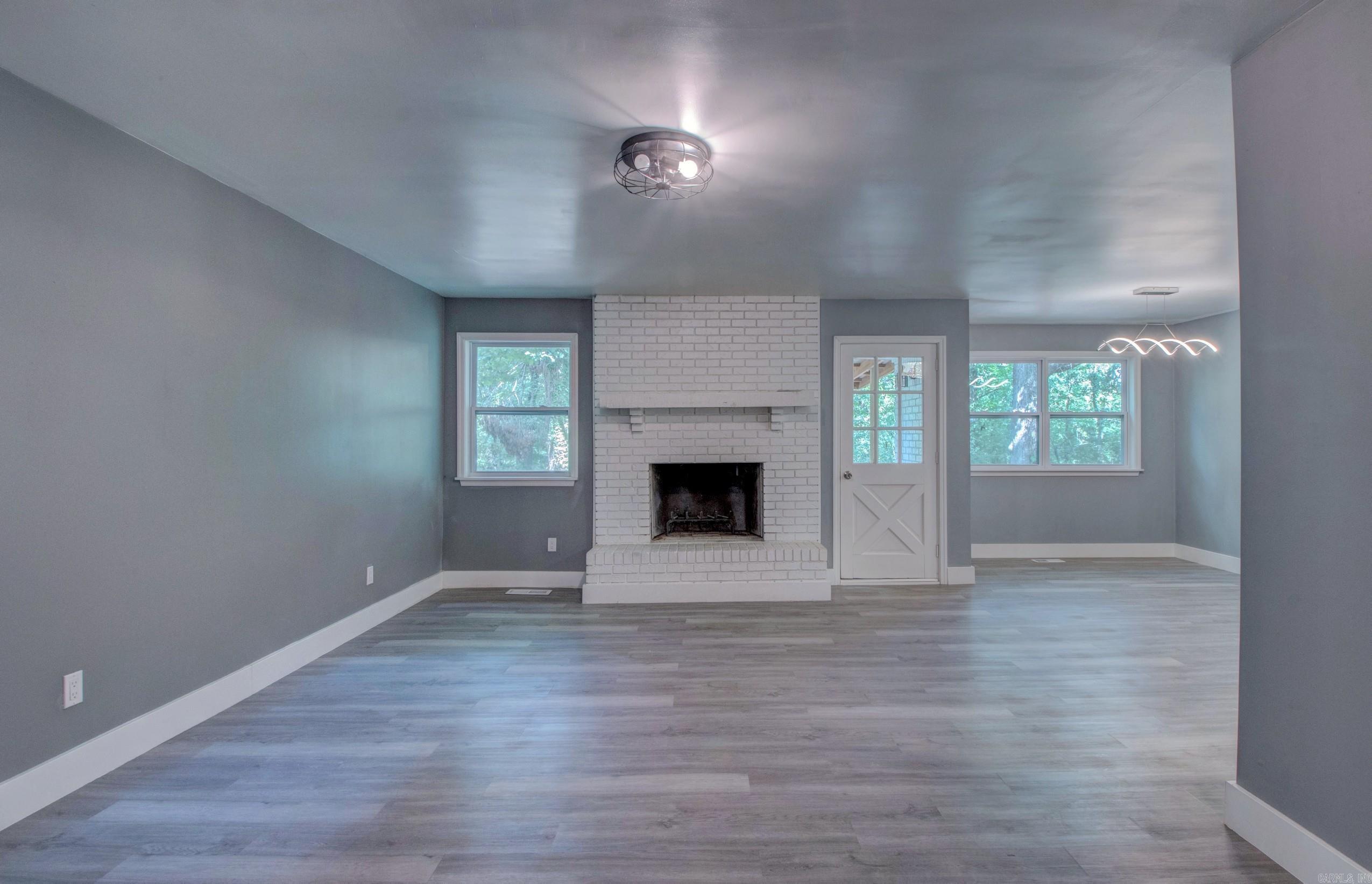 Gravel Ridge - Residential
