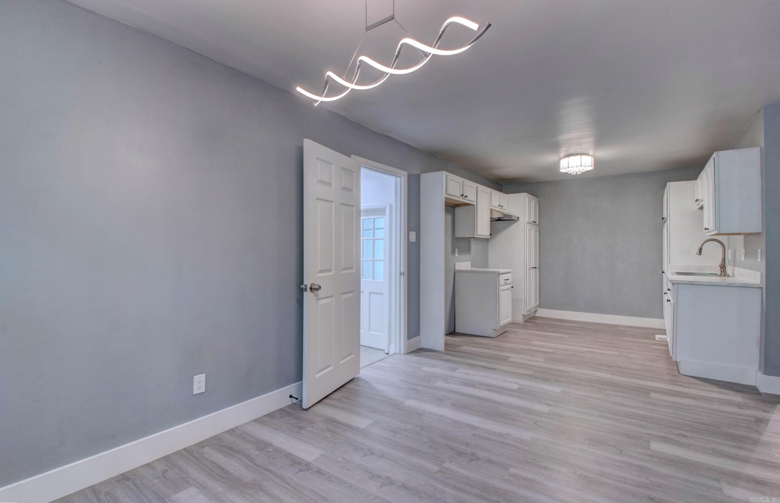 Gravel Ridge - Residential