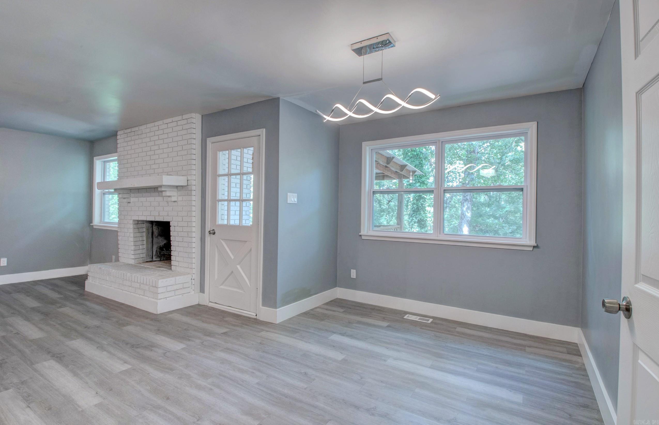 Gravel Ridge - Residential