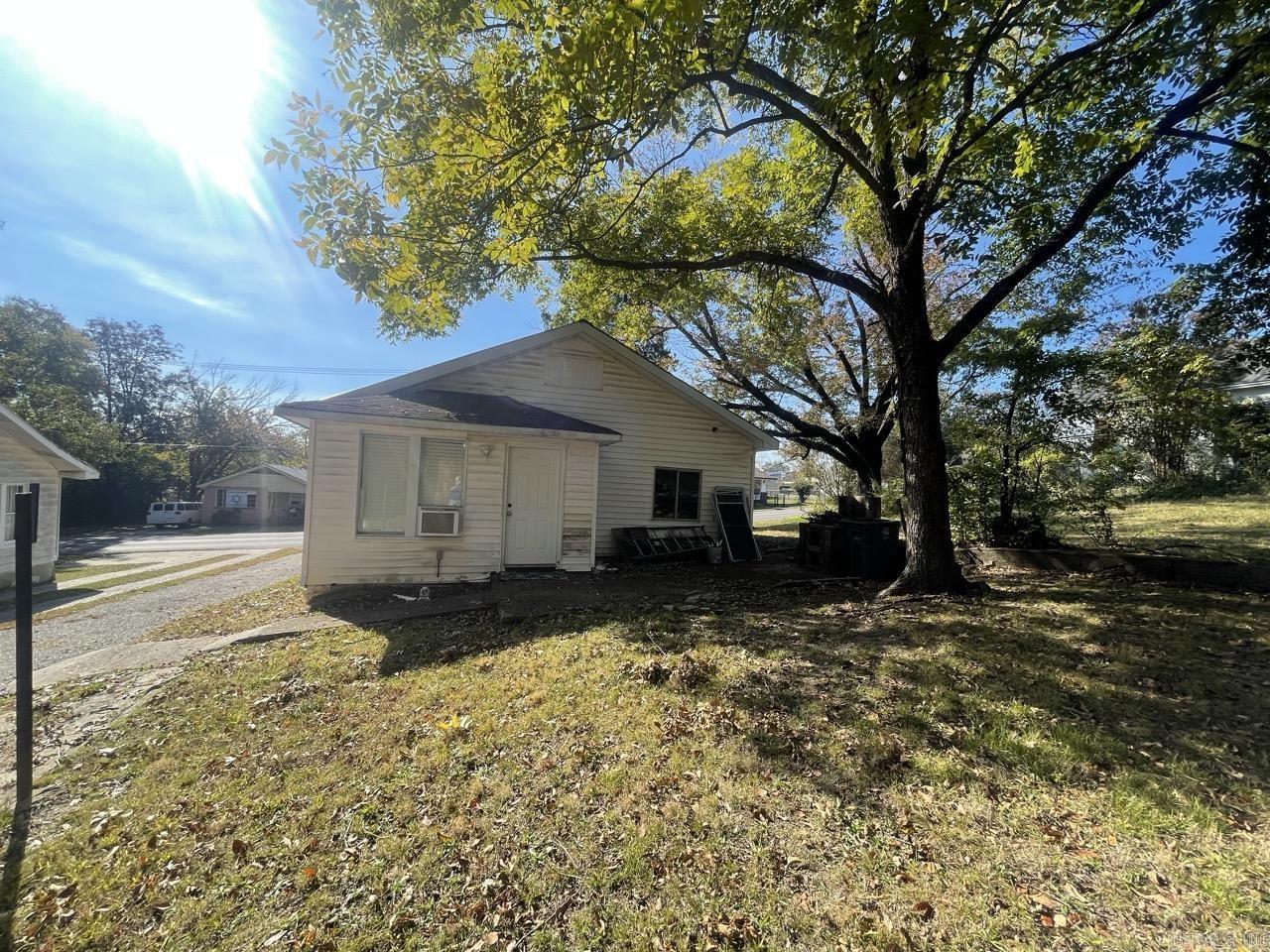 Morrison & Belding - Residential