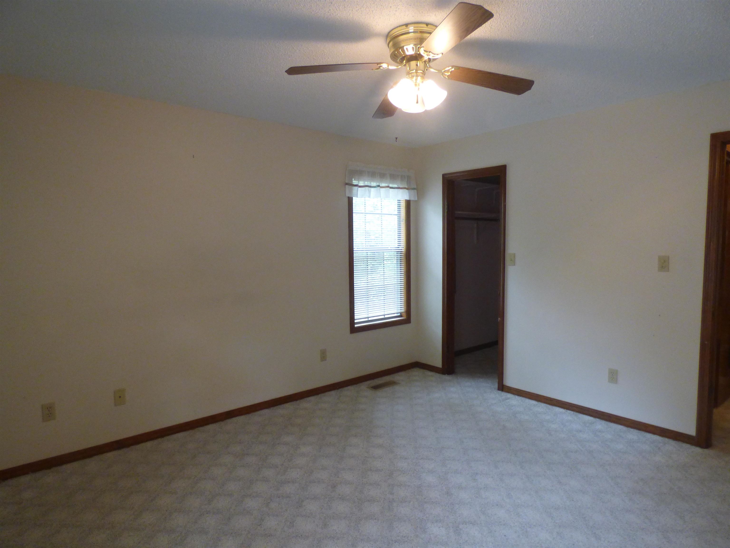 CHEROKEE ACRES - Residential