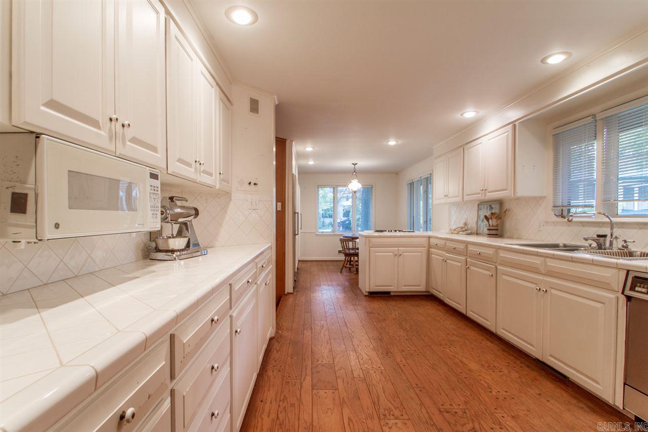 Country Club Heights - Residential