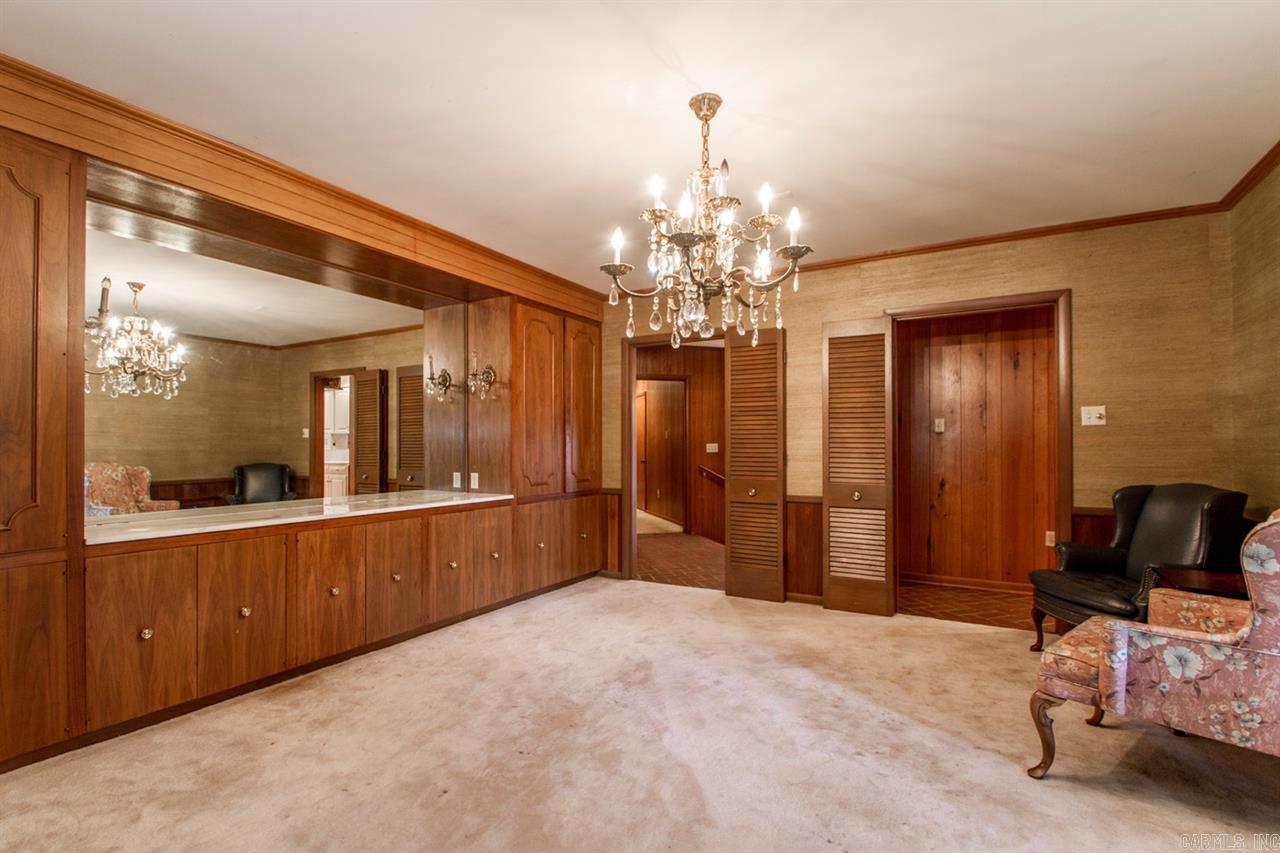 Country Club Heights - Residential