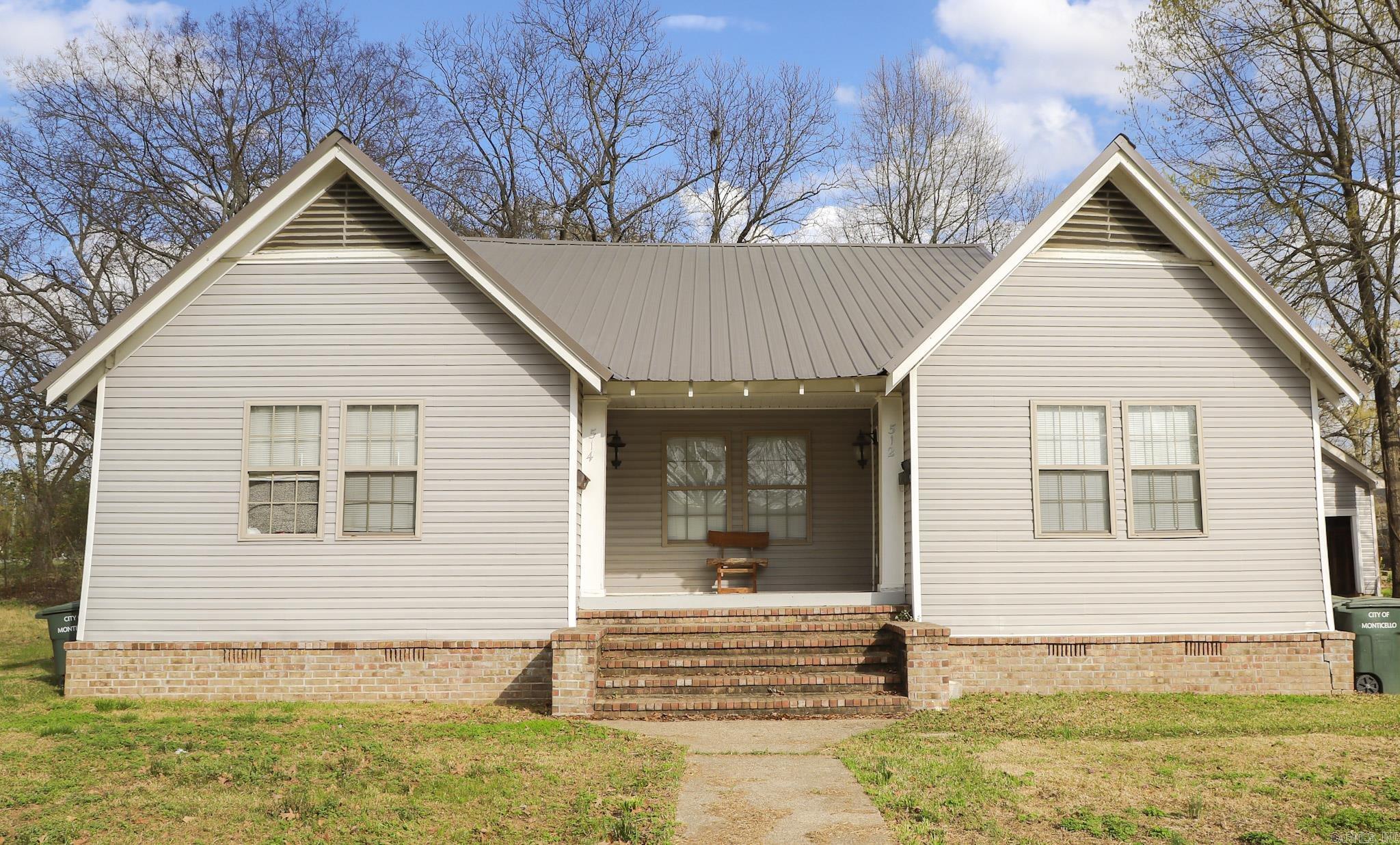 This duplex presents an excellent investment opportunity. Each unit features 2 bedrooms and 1 bathroom, with approximately 1200 square feet of living space per unit. The property has been updated within the last 5 years and is conveniently located in town, not far from Monticello's town square.   **PROPERTY IS AGENT OWNED**