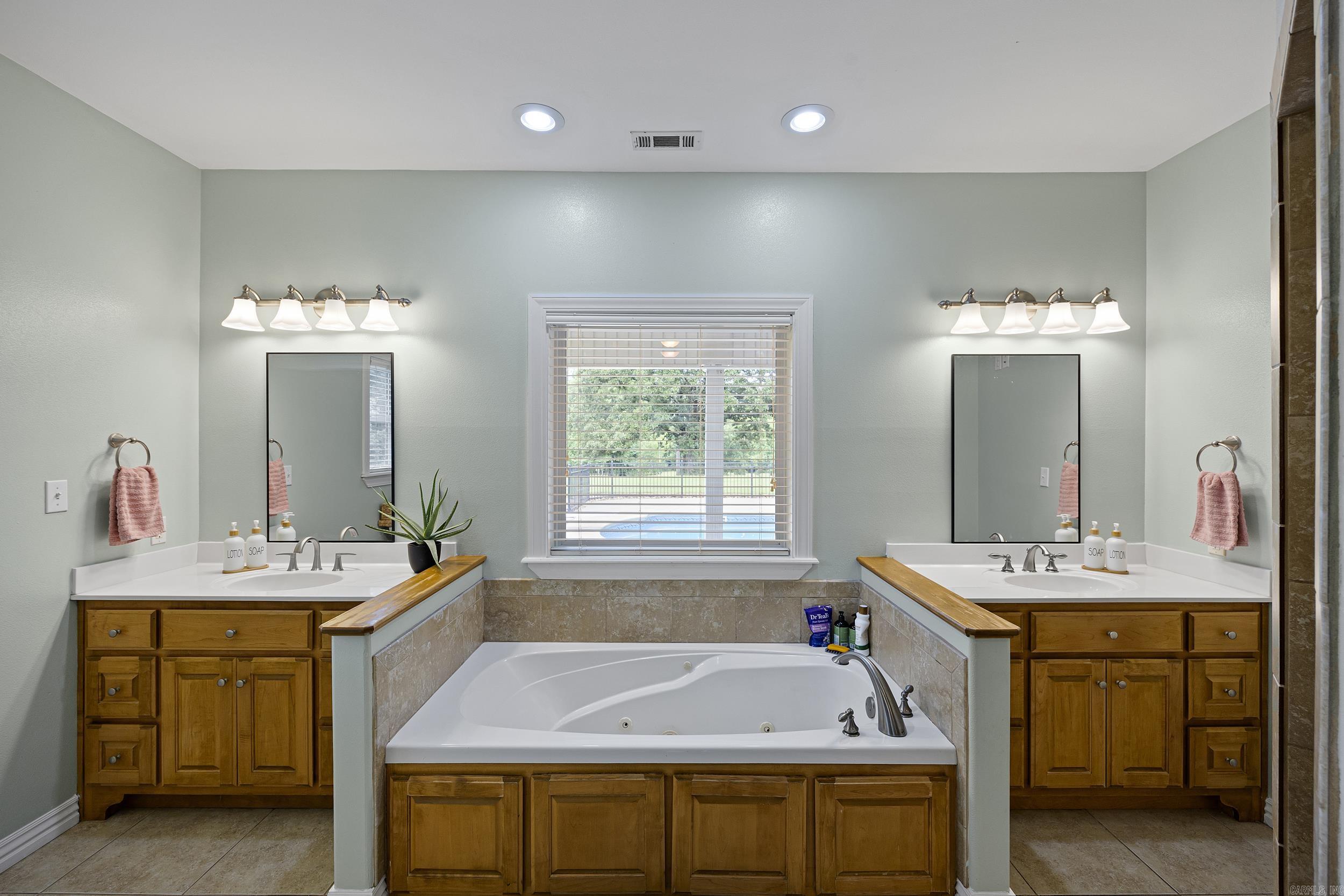 ROUND ROCK - Residential