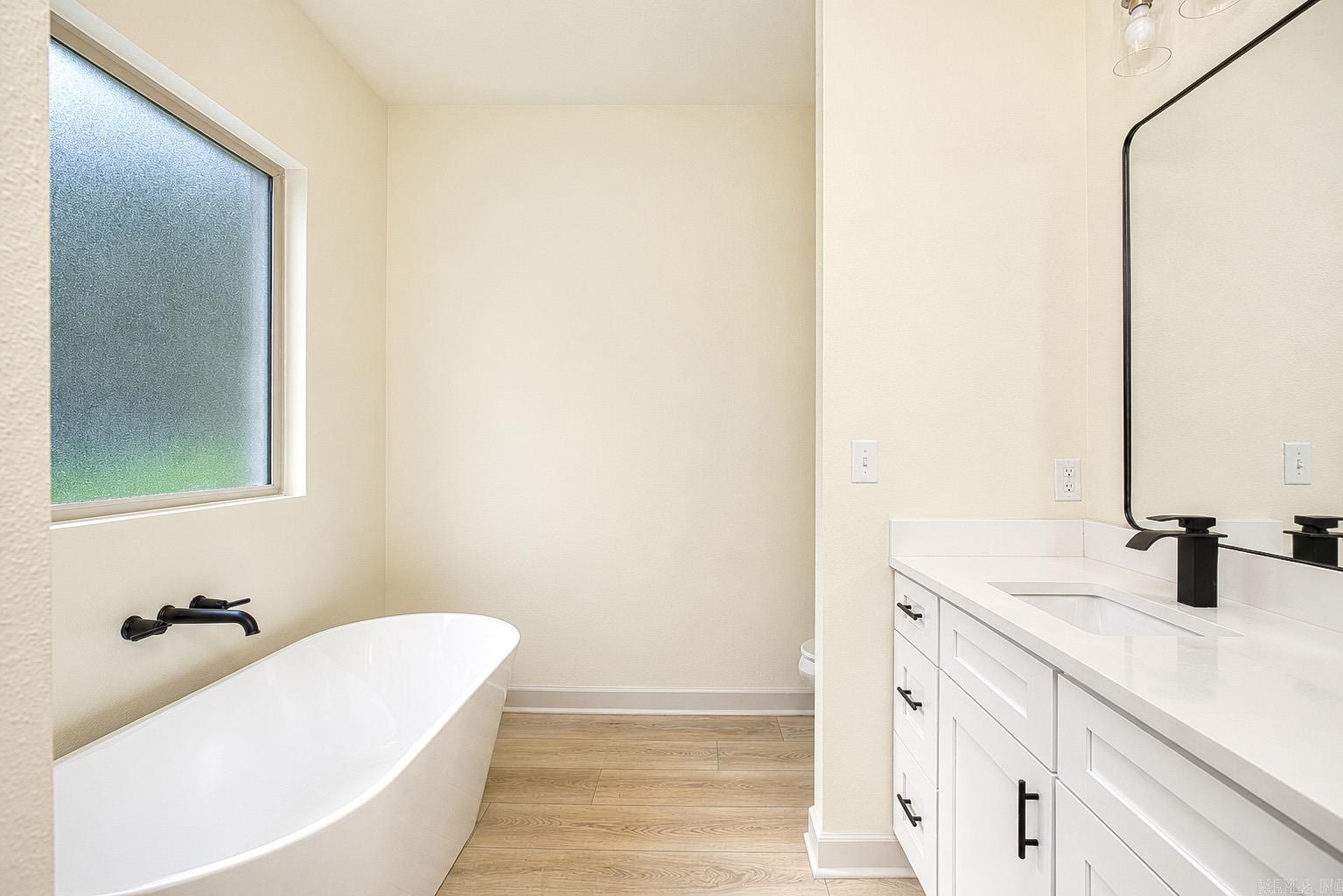 REGAL OAKS - Residential