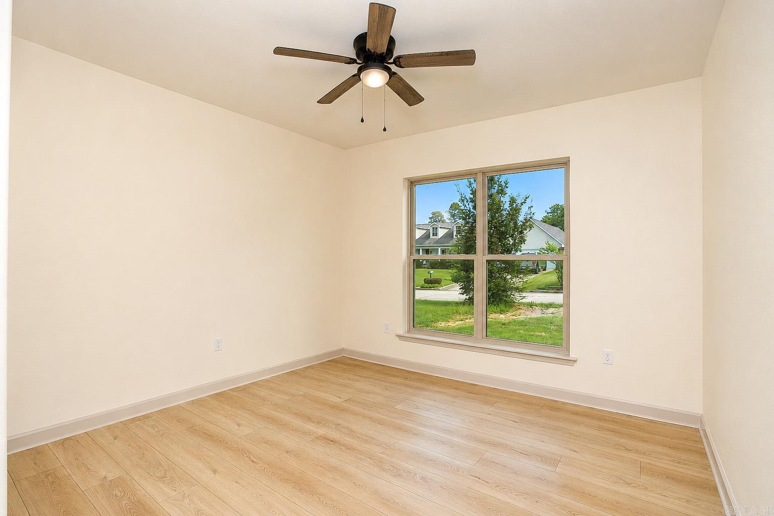 REGAL OAKS - Residential