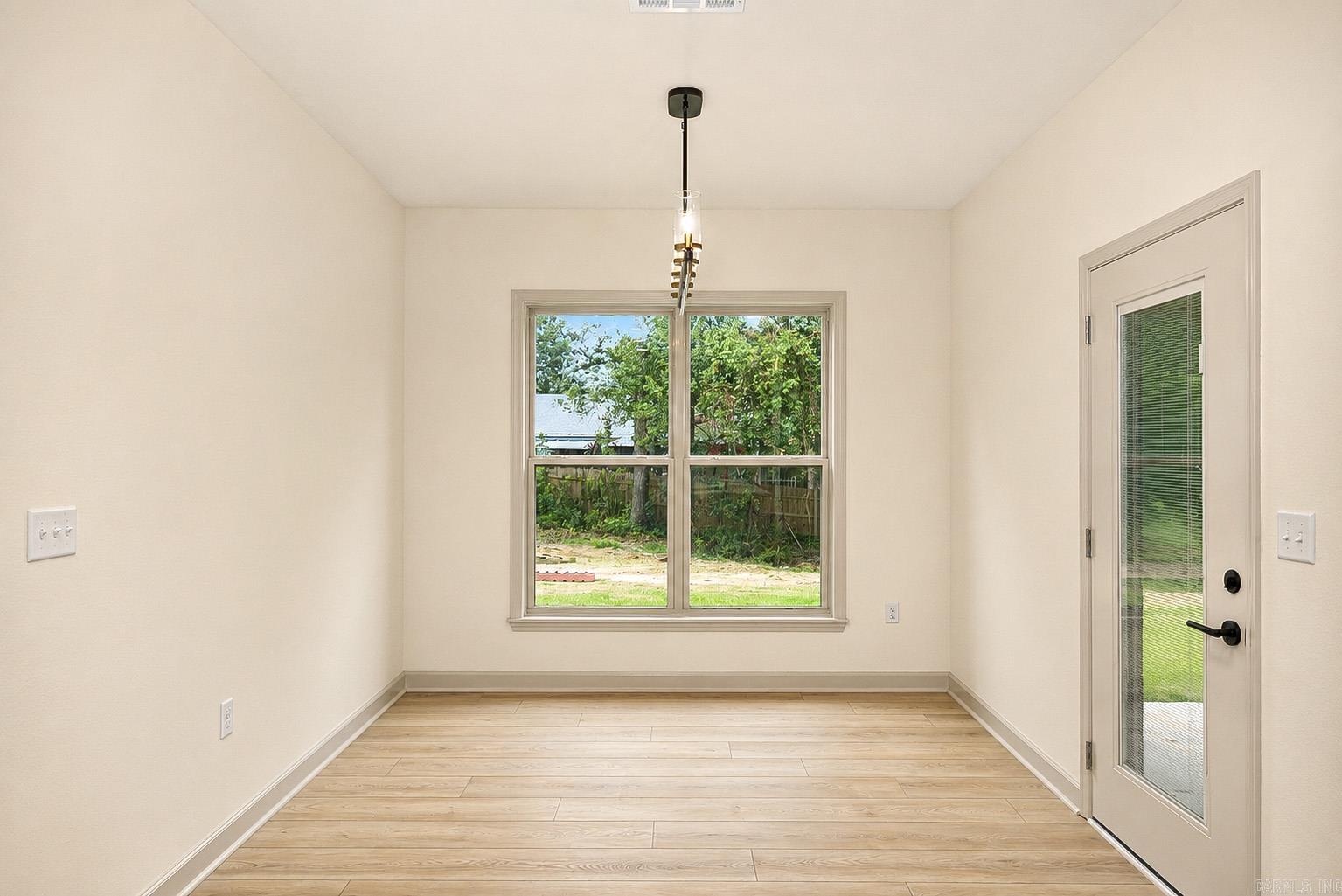 REGAL OAKS - Residential