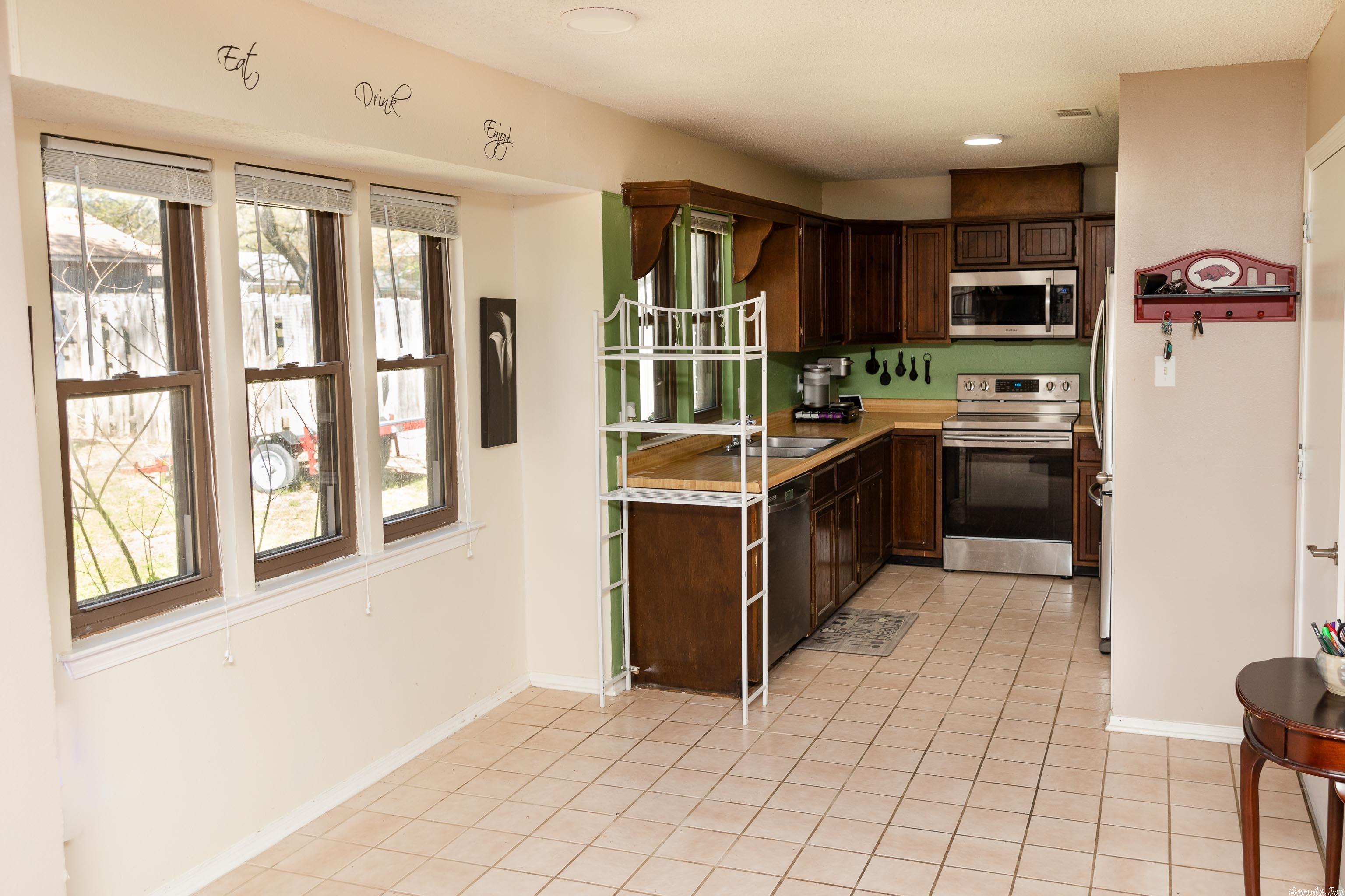 Springhill Manor - Residential