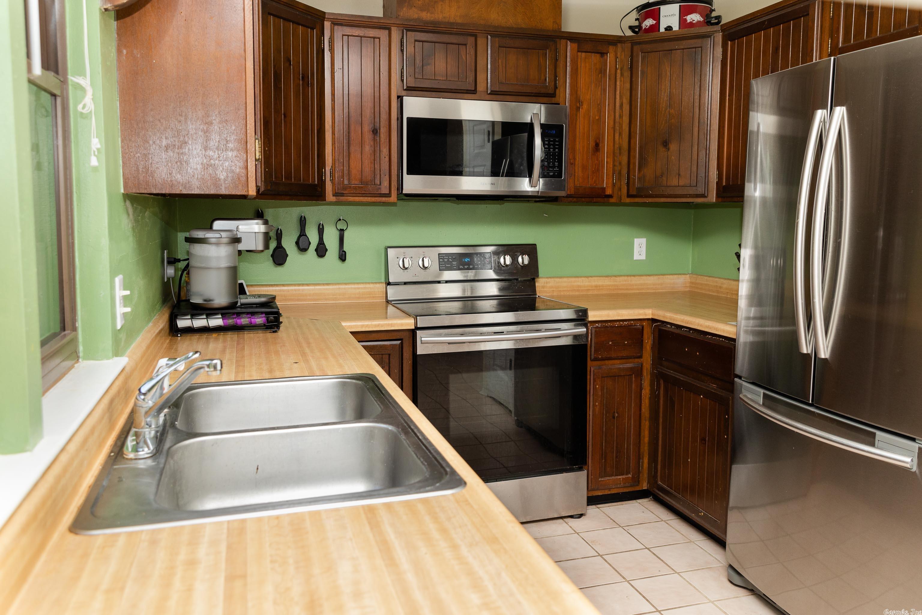 Springhill Manor - Residential