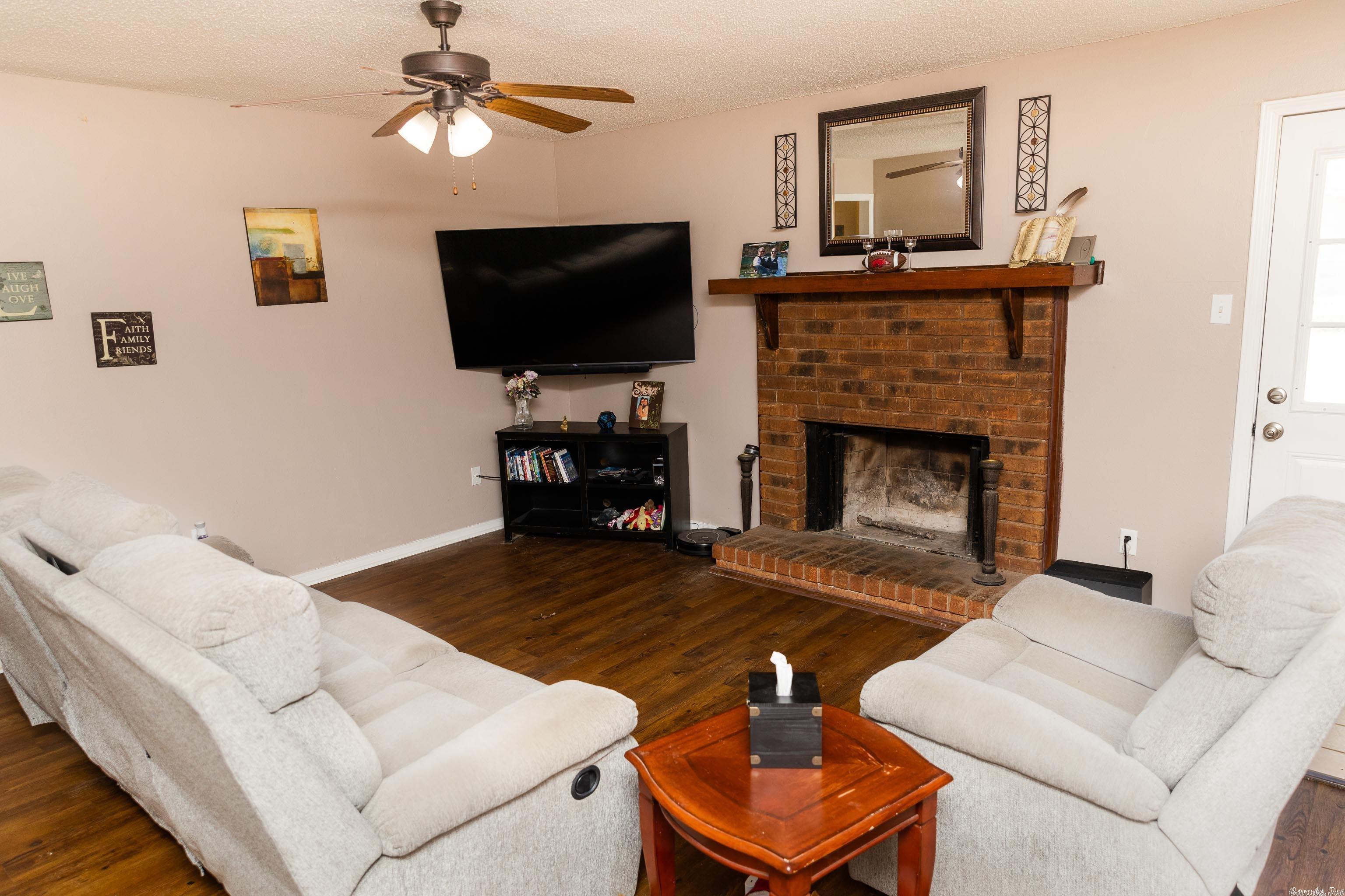 Springhill Manor - Residential