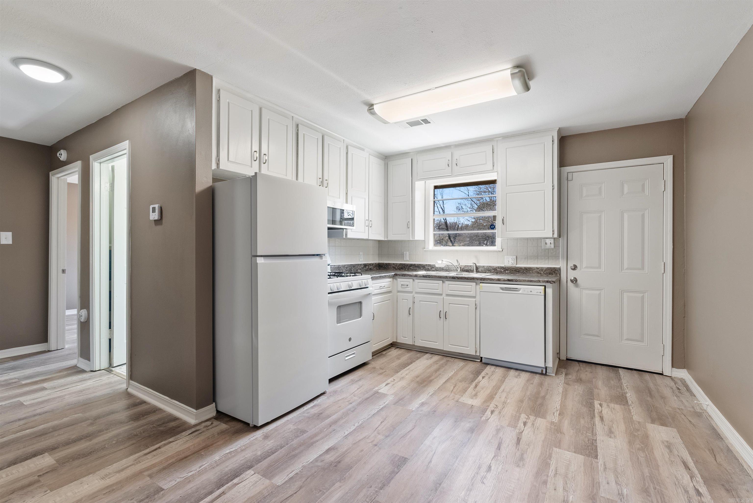 Not in Subdivision - Residential Lease