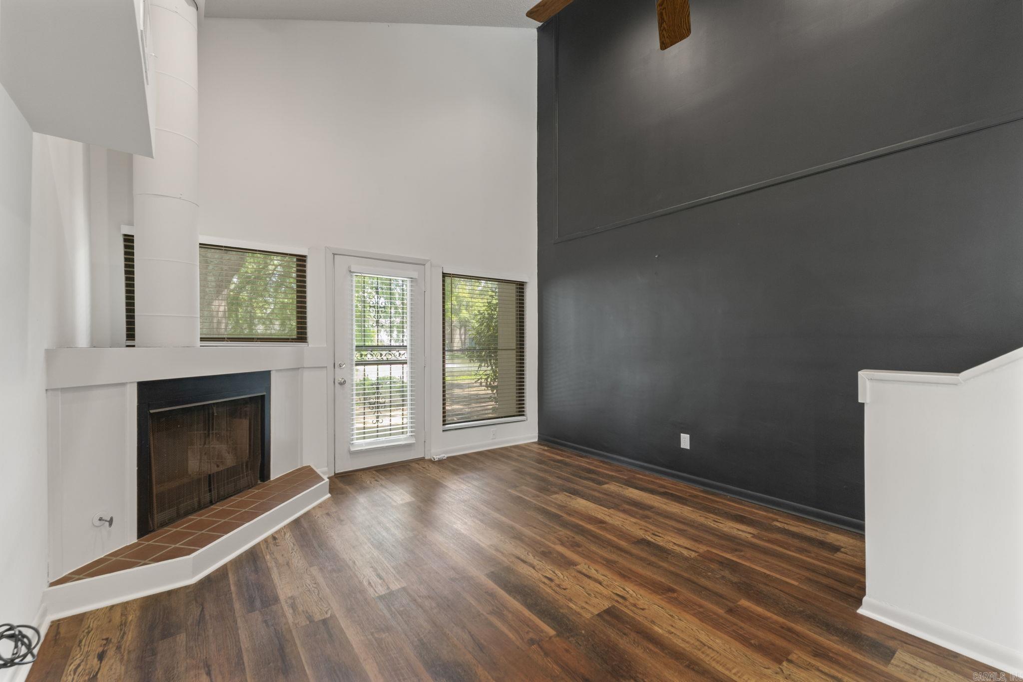 ROUND RIVER HPR - Residential