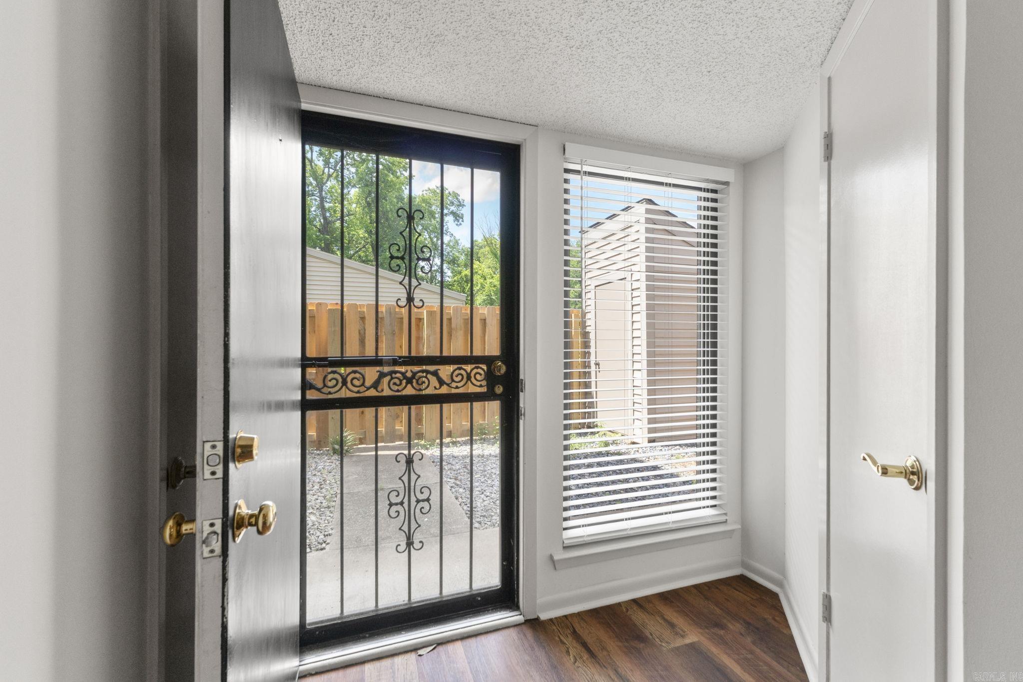 ROUND RIVER HPR - Residential
