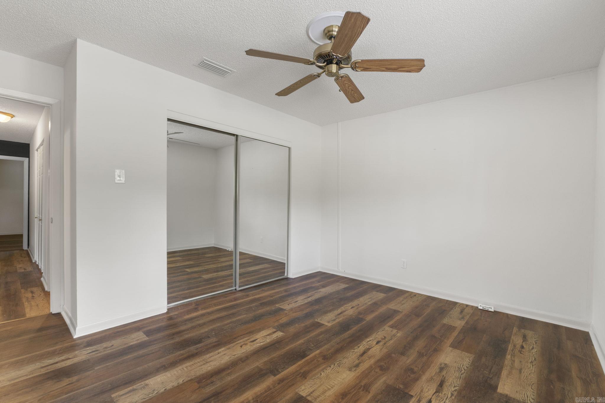 ROUND RIVER HPR - Residential