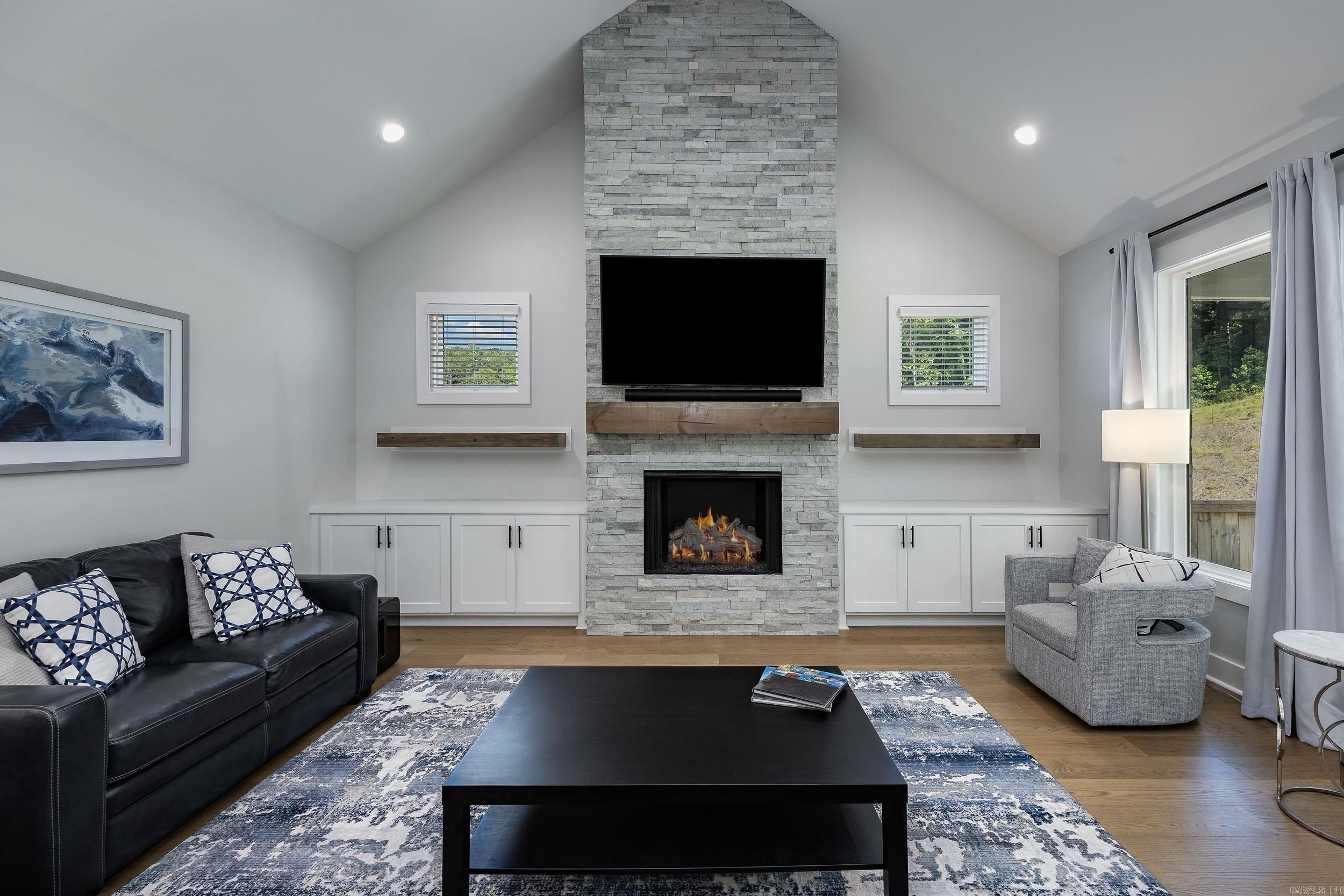 CHENAL VALLEY CALION COURT - Residential