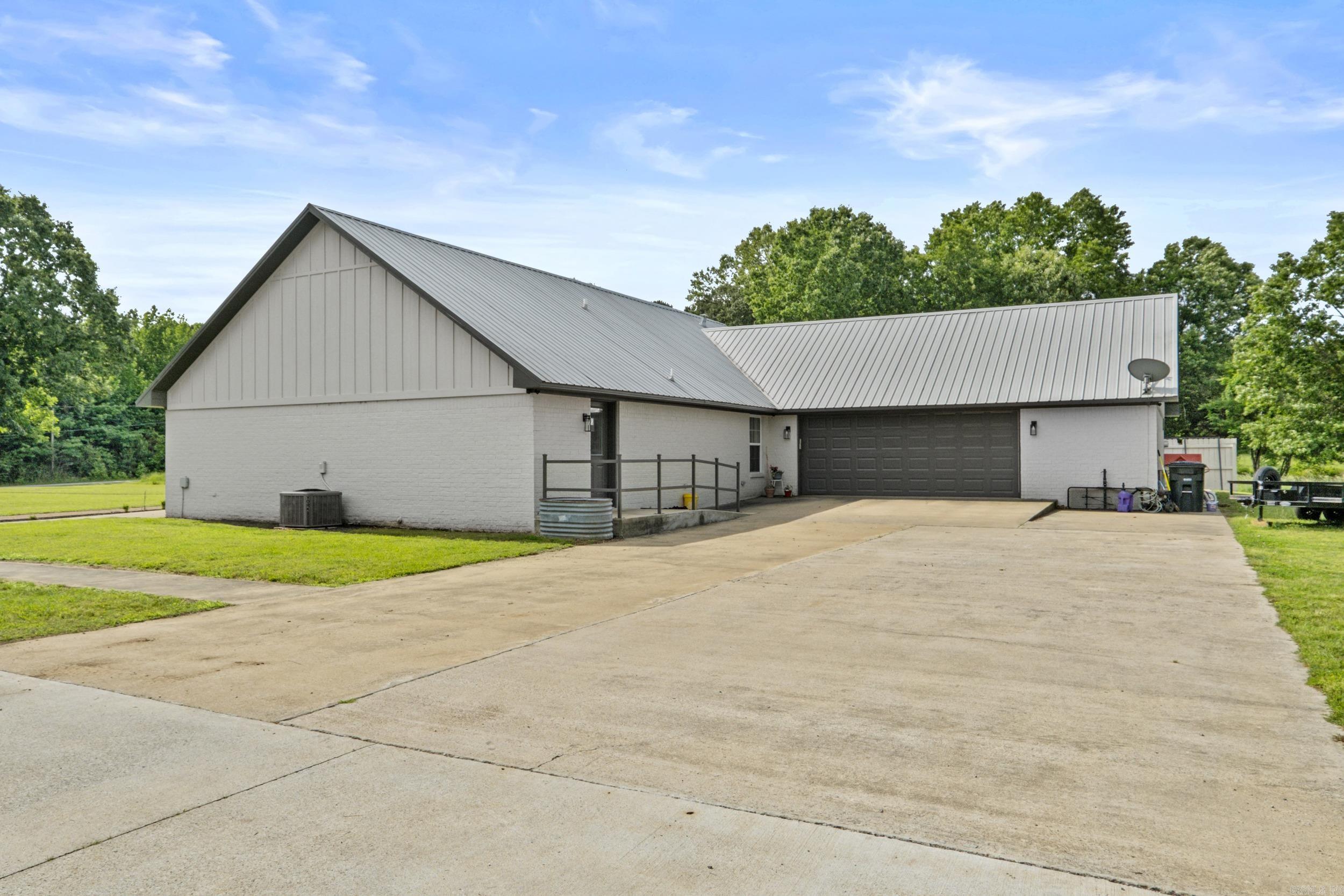 BALD KNOB OUTLOTS - Residential