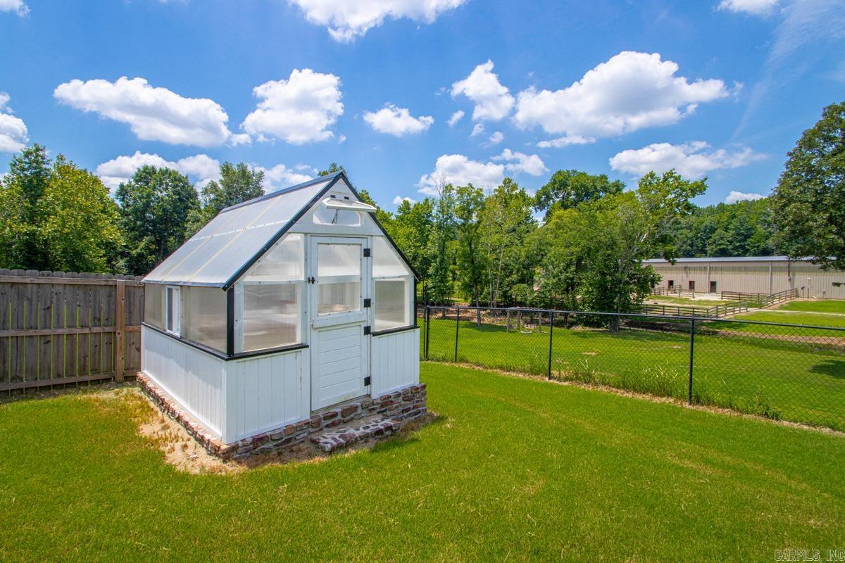 HURRICANE MEADOWS - Residential