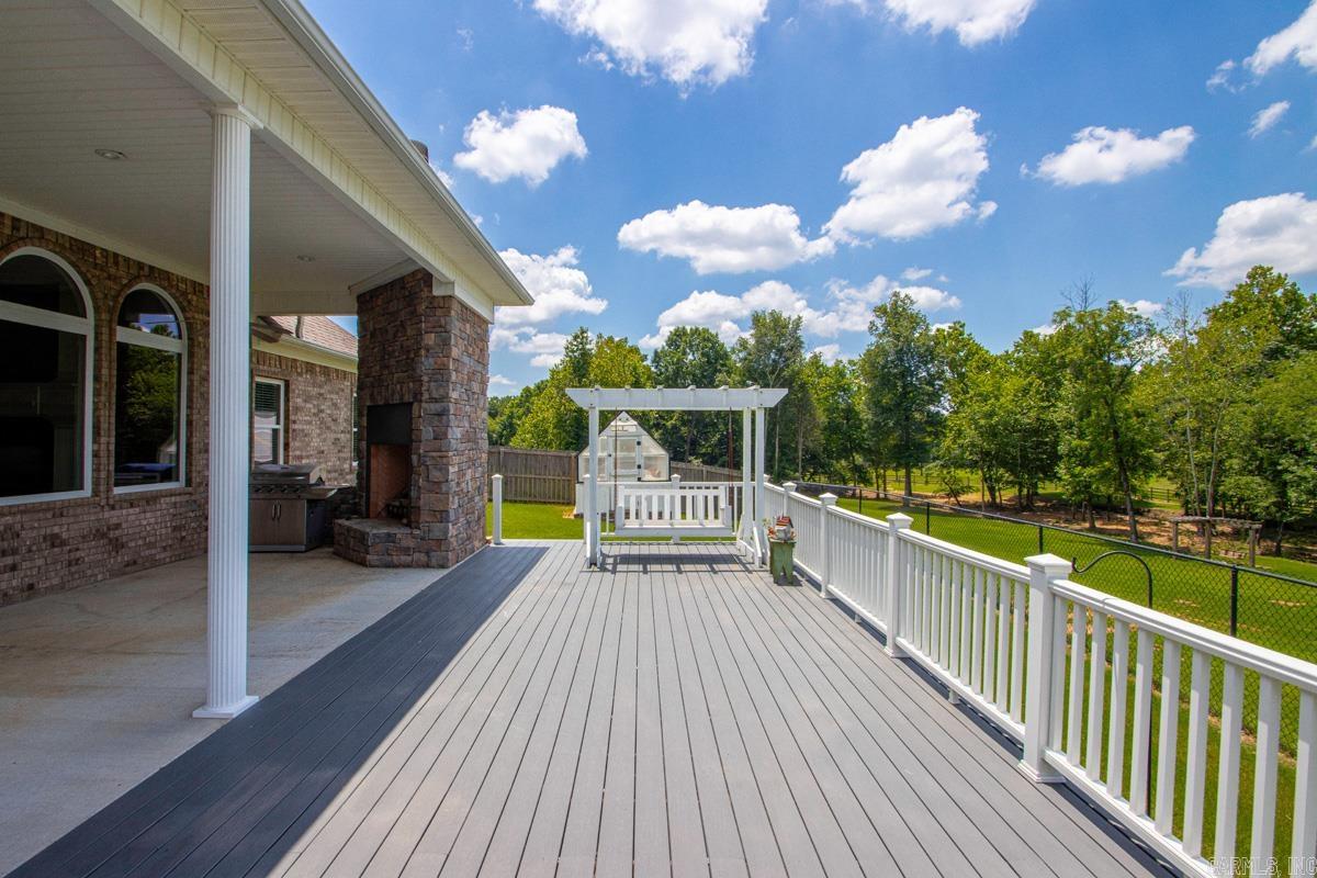 HURRICANE MEADOWS - Residential