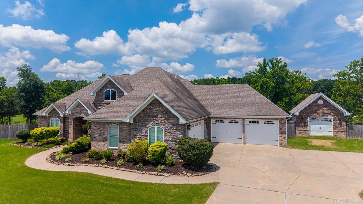 HURRICANE MEADOWS - Residential