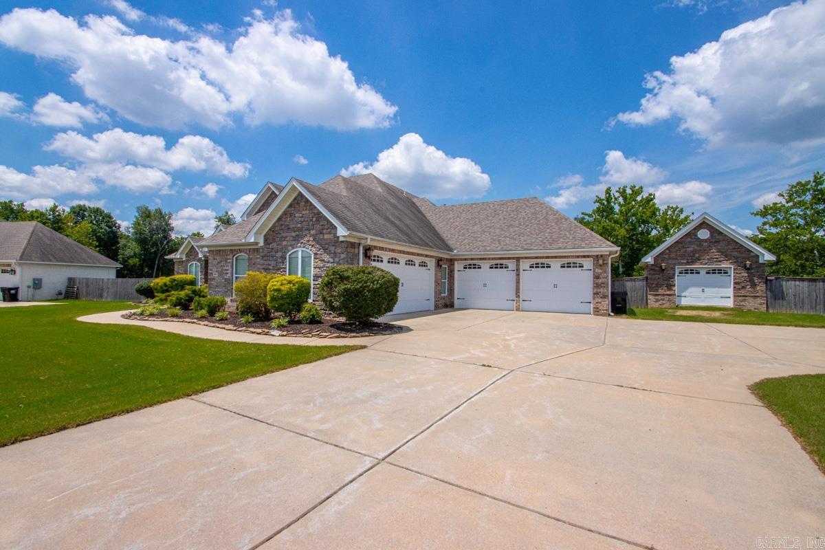 HURRICANE MEADOWS - Residential