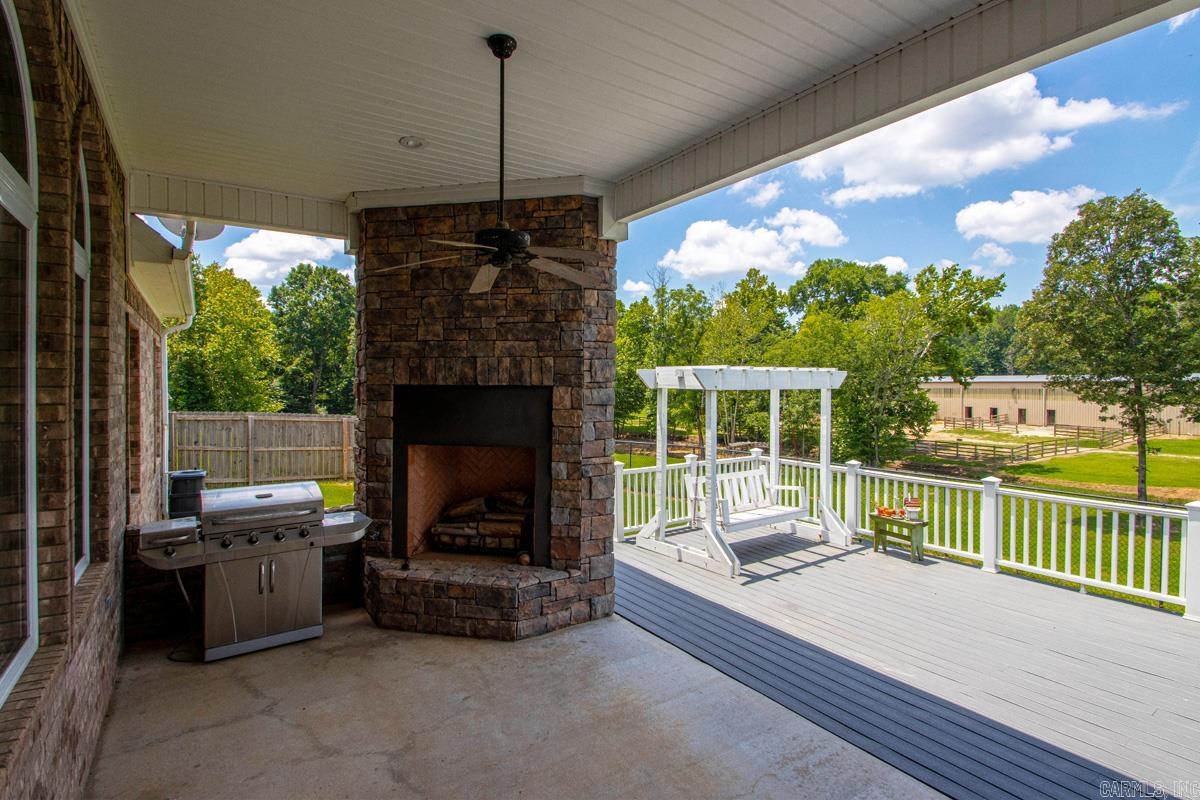 HURRICANE MEADOWS - Residential