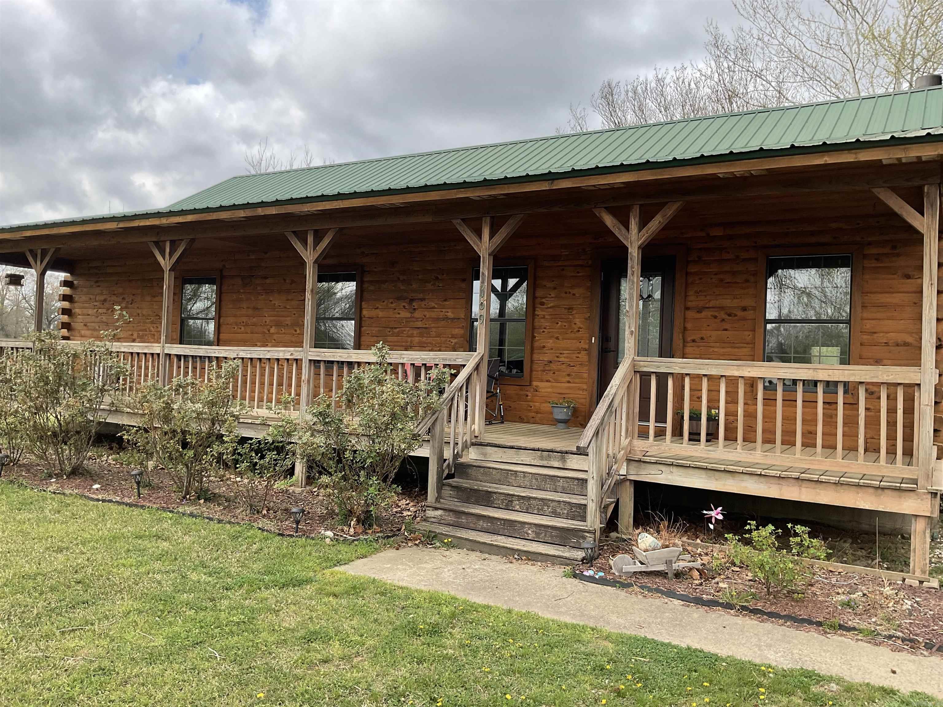 CEDAR VALLEY - Residential