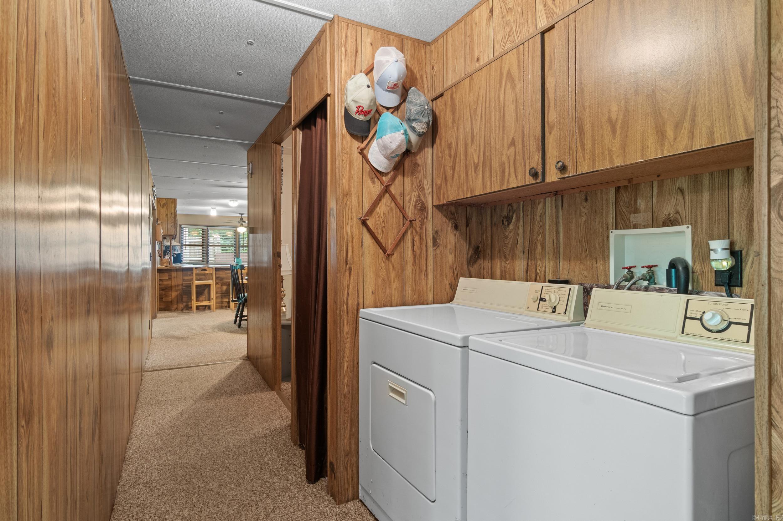 LITTLE DUNHAM - Residential