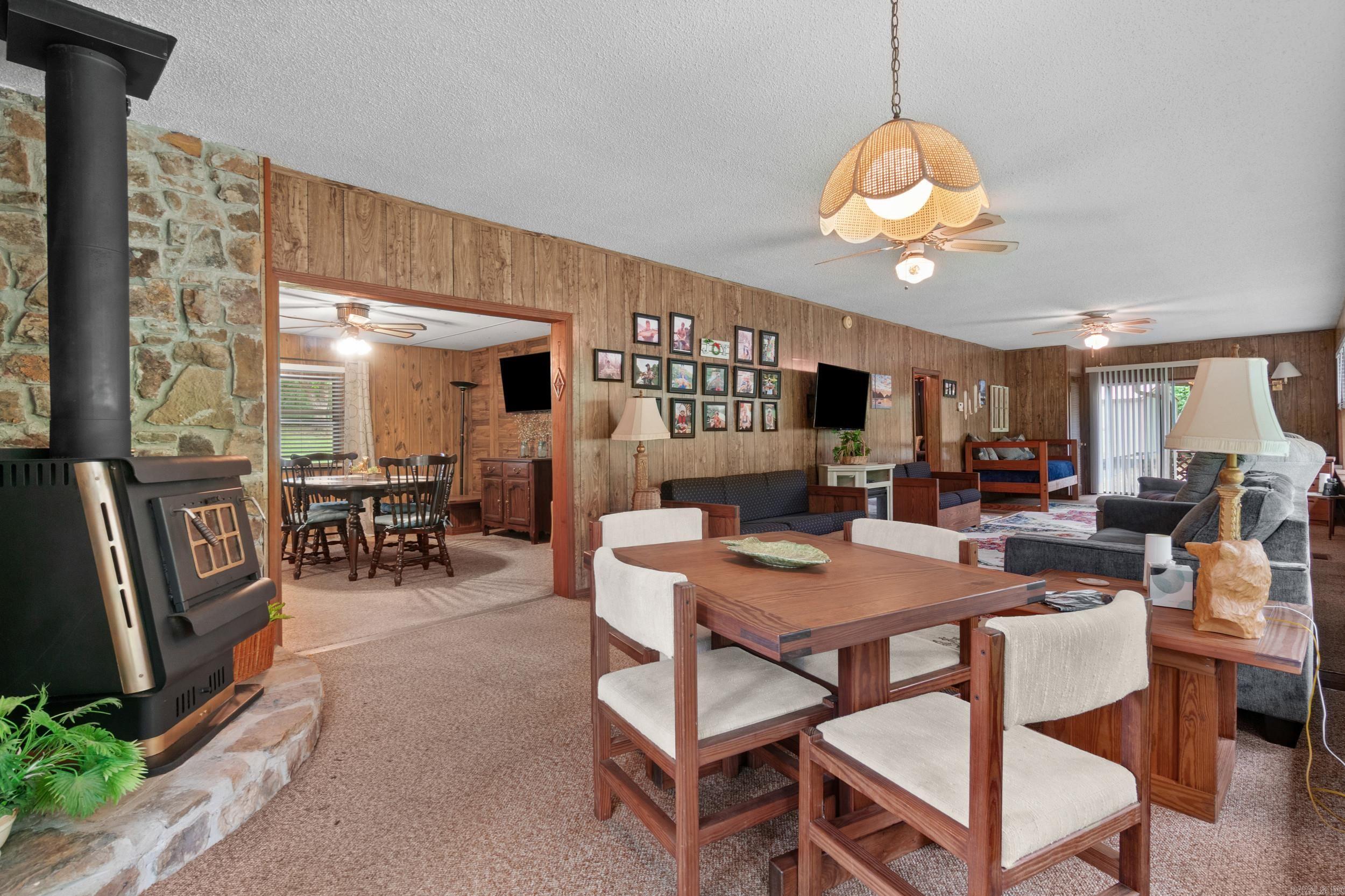 LITTLE DUNHAM - Residential