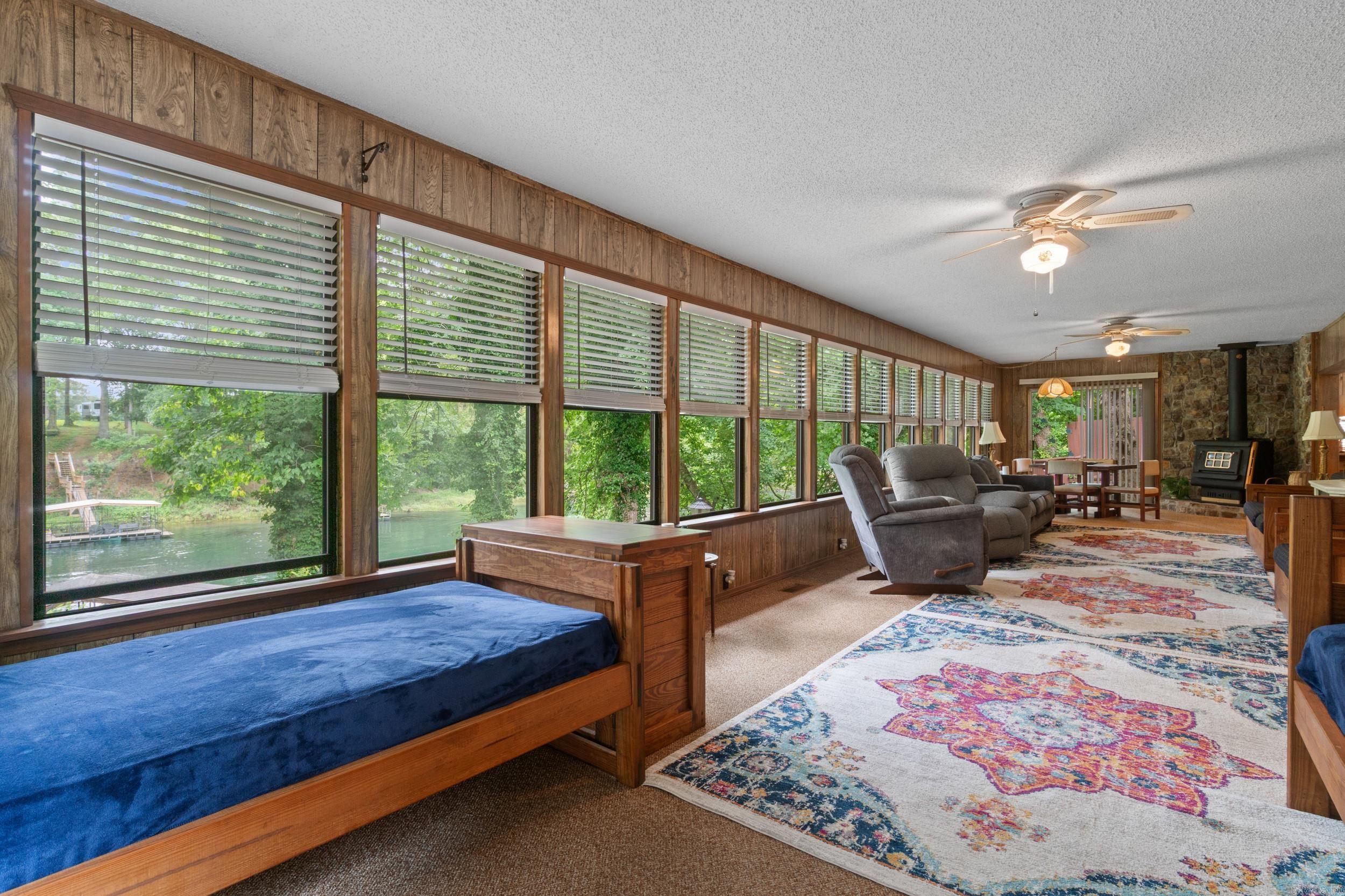 LITTLE DUNHAM - Residential