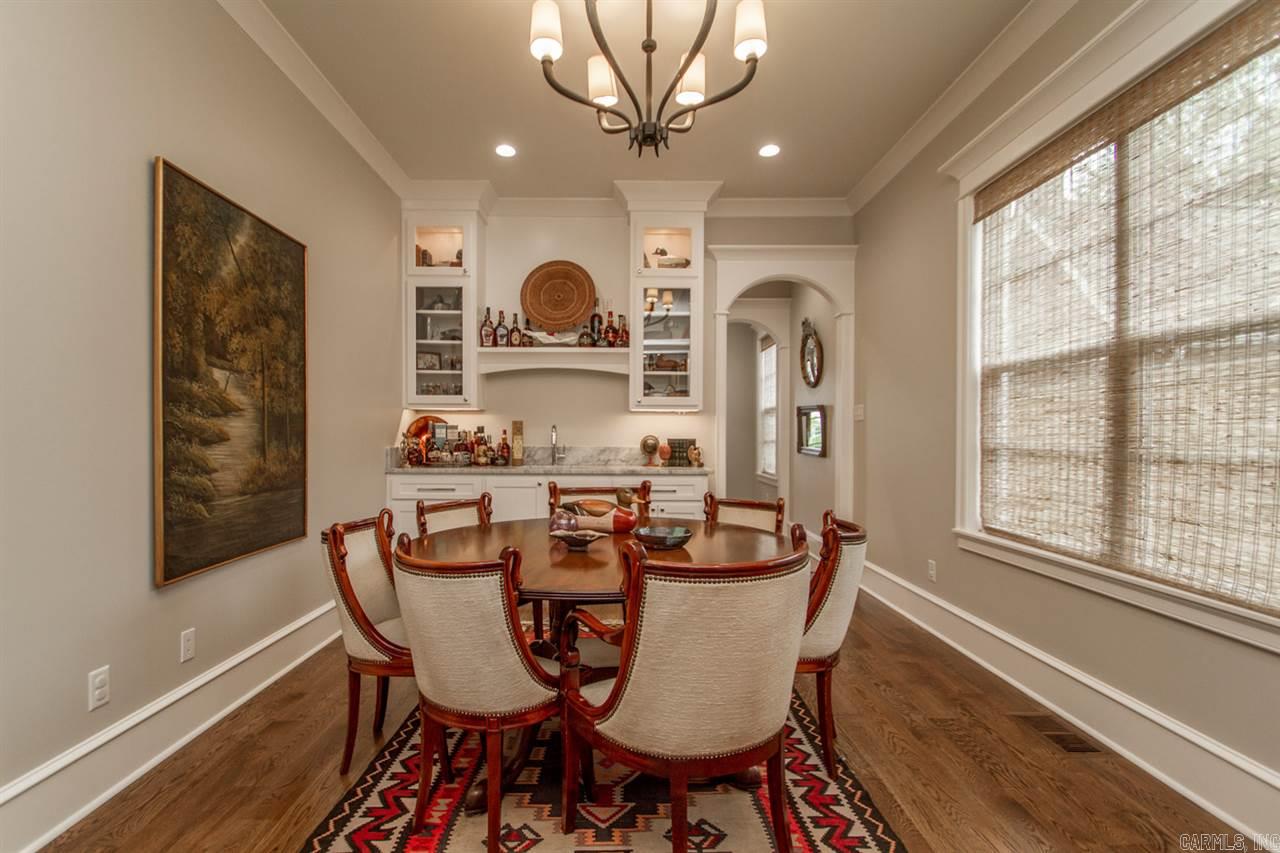 NEWTONS - Residential