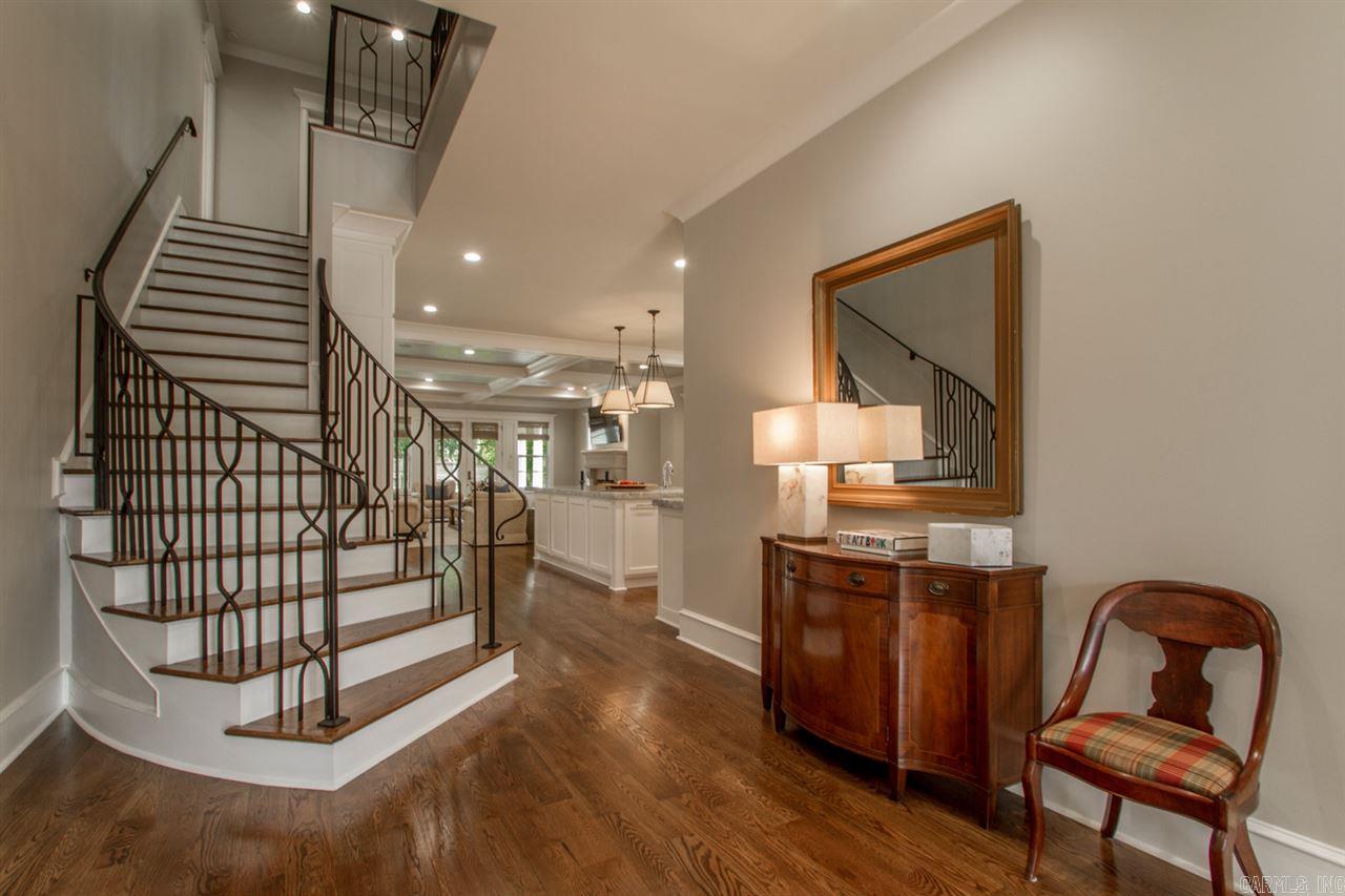 NEWTONS - Residential