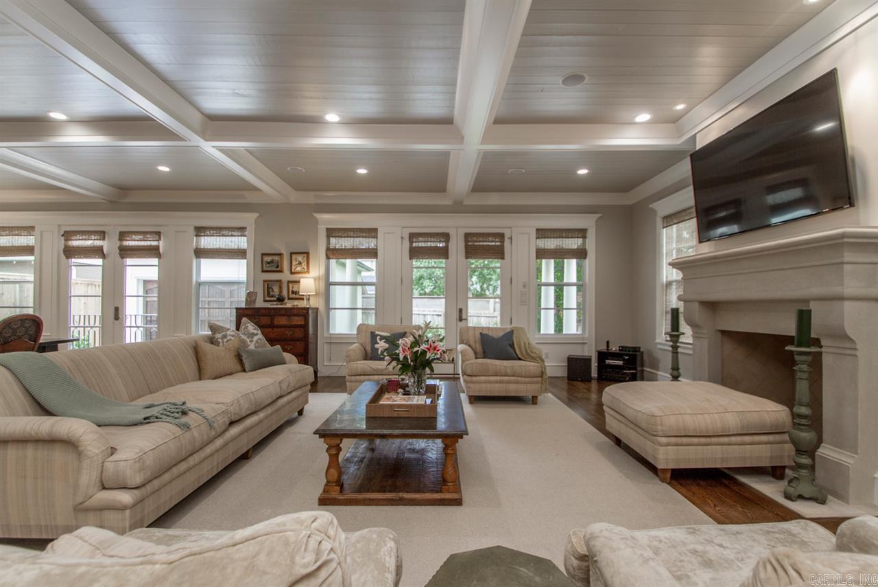 NEWTONS - Residential