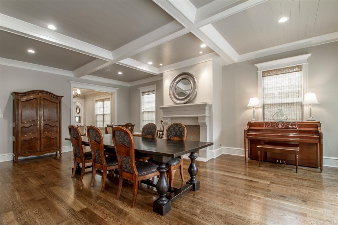 NEWTONS - Residential