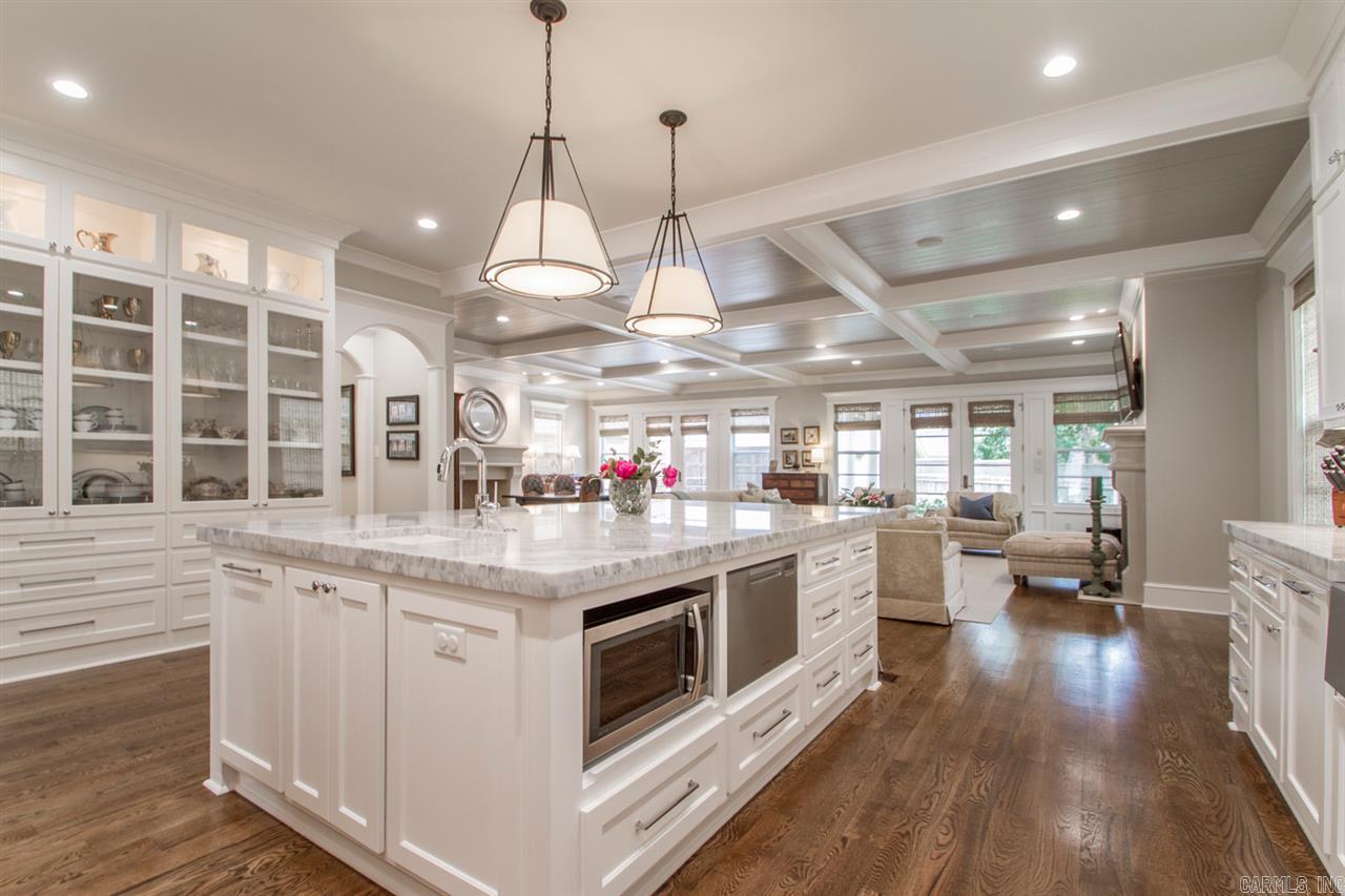 NEWTONS - Residential