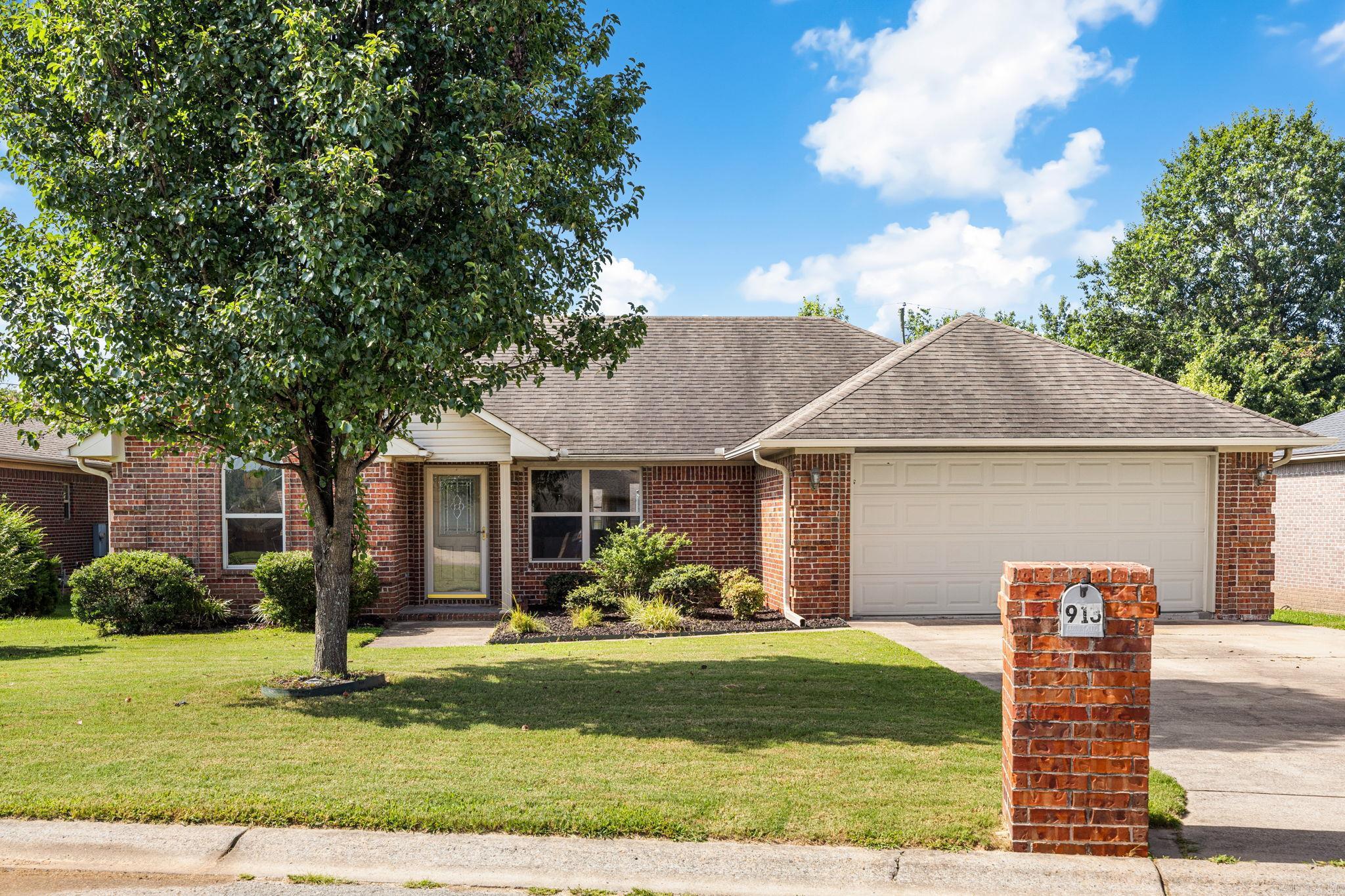 JAXON TERRACE - Residential