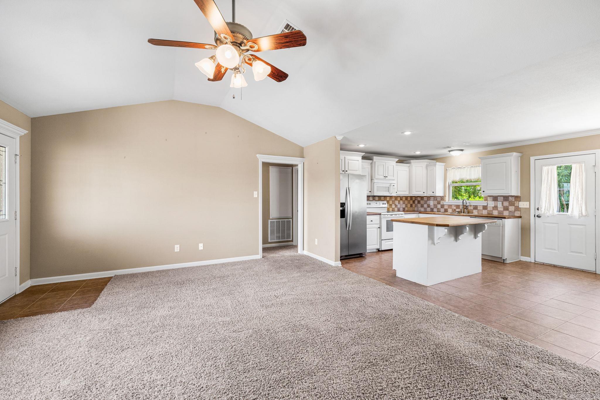 JAXON TERRACE - Residential