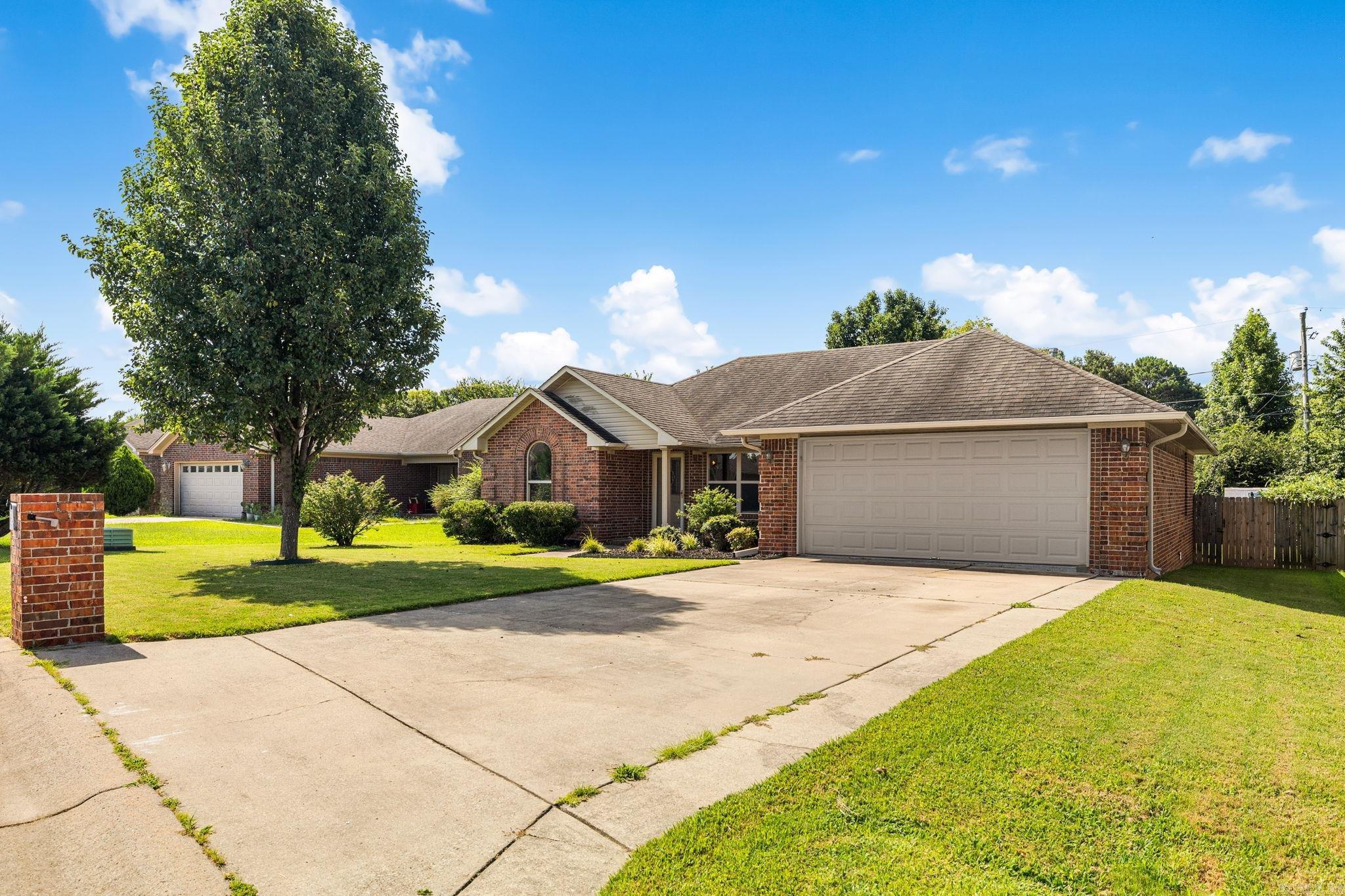 JAXON TERRACE - Residential